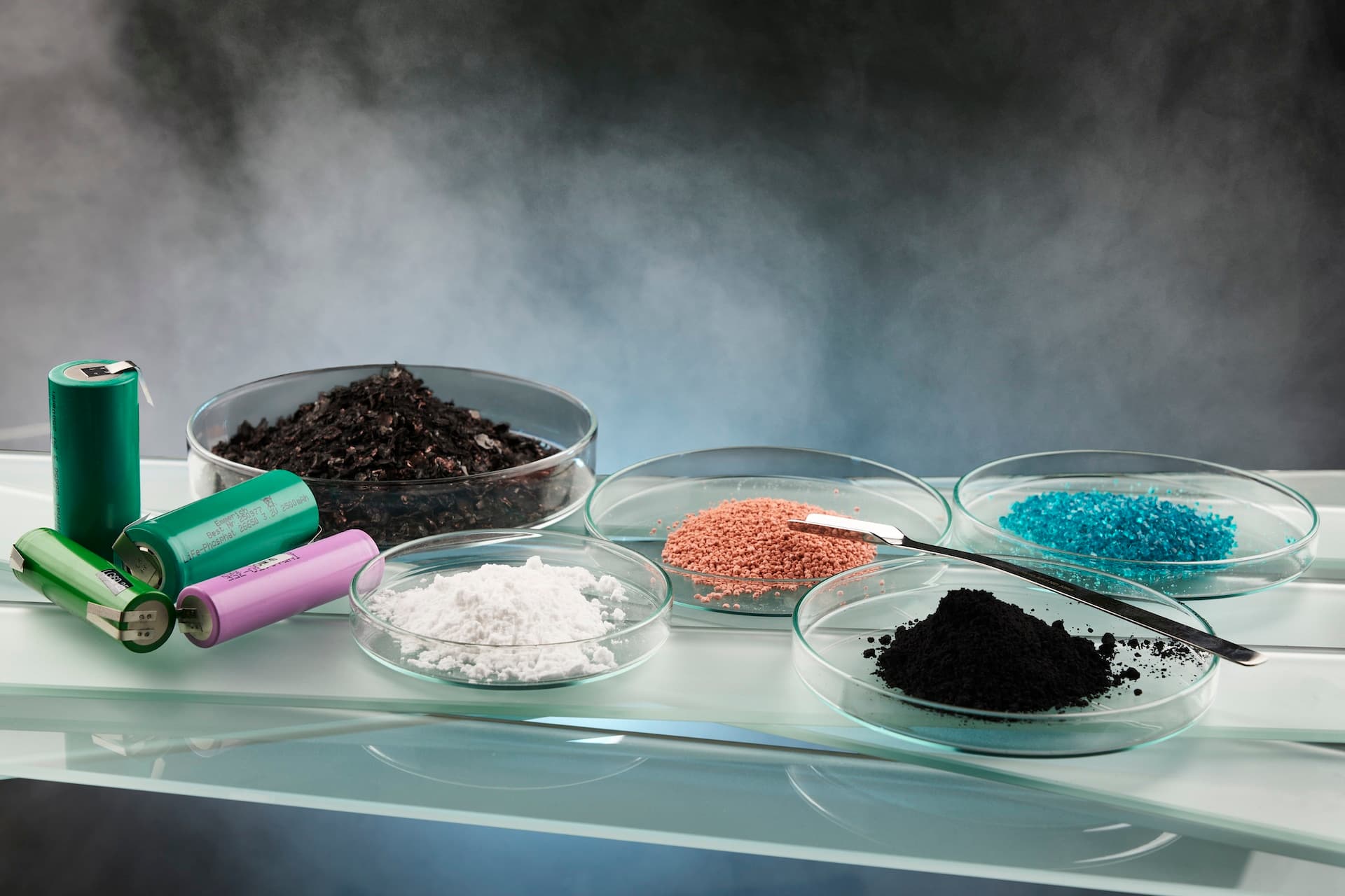 Cover Image for Forscher entwickeln Verfahren für umweltfreundliches Lithium-Recycling