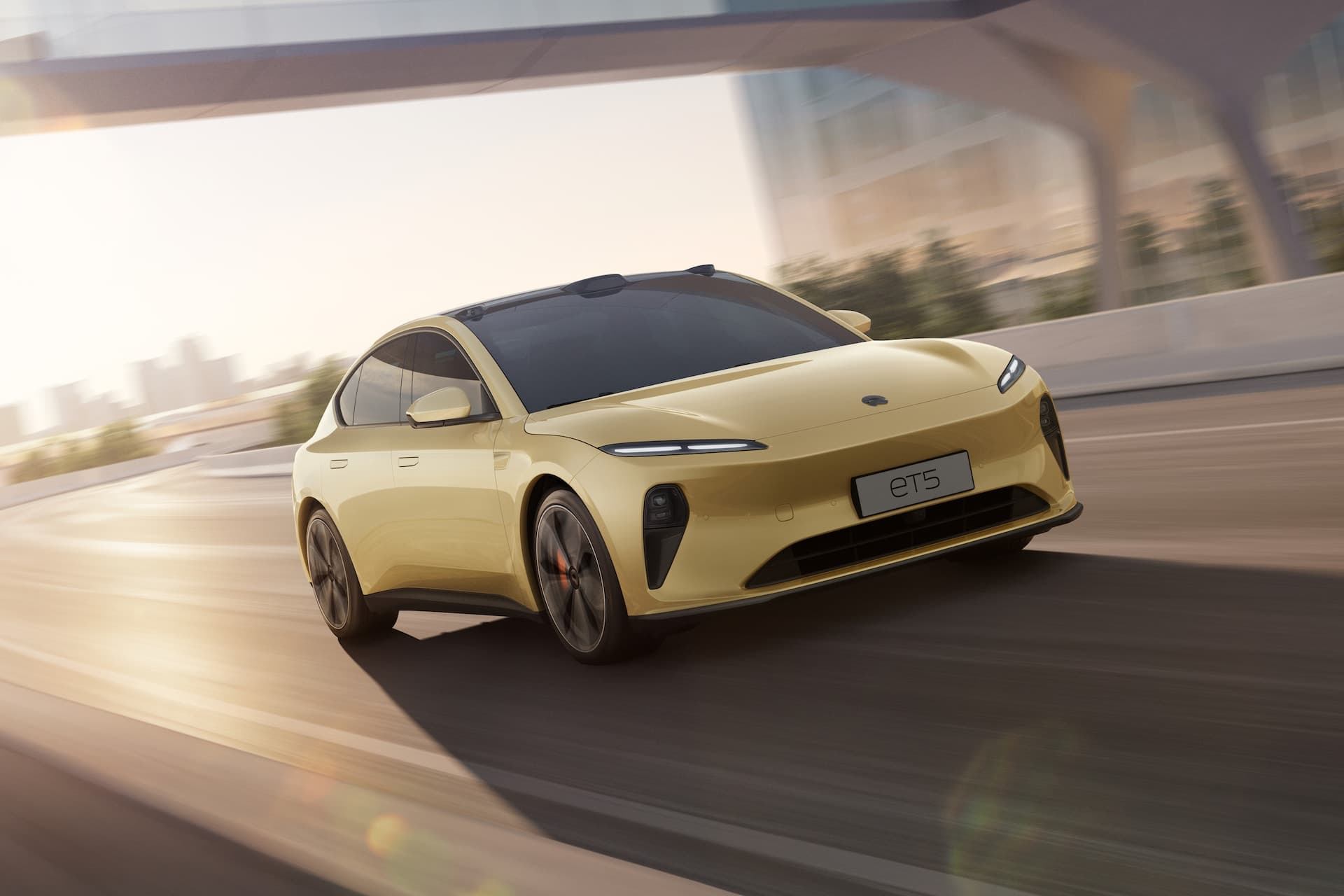 Cover Image for Nio launcht in Deutschland die Mittelklasse-Limousine ET5