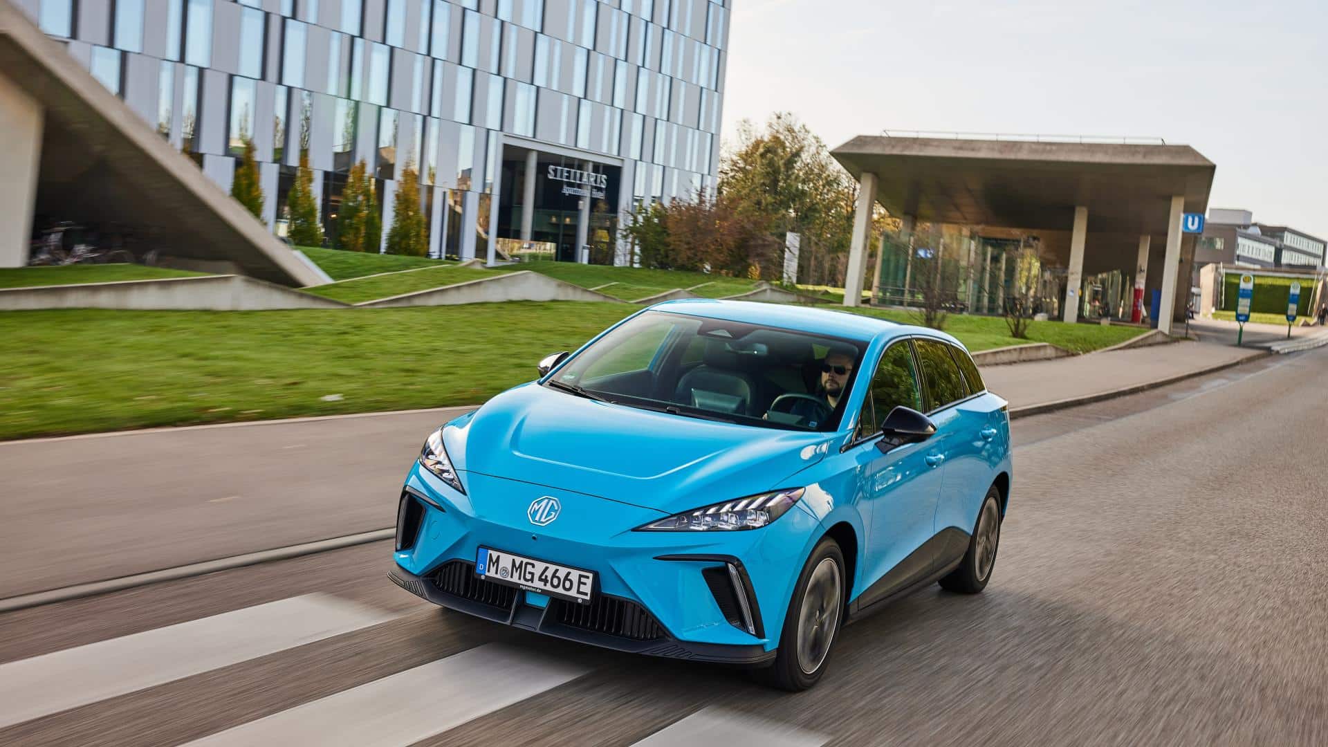 Cover Image for MG4 Electric wartet 2023 mit Verbesserungen auf