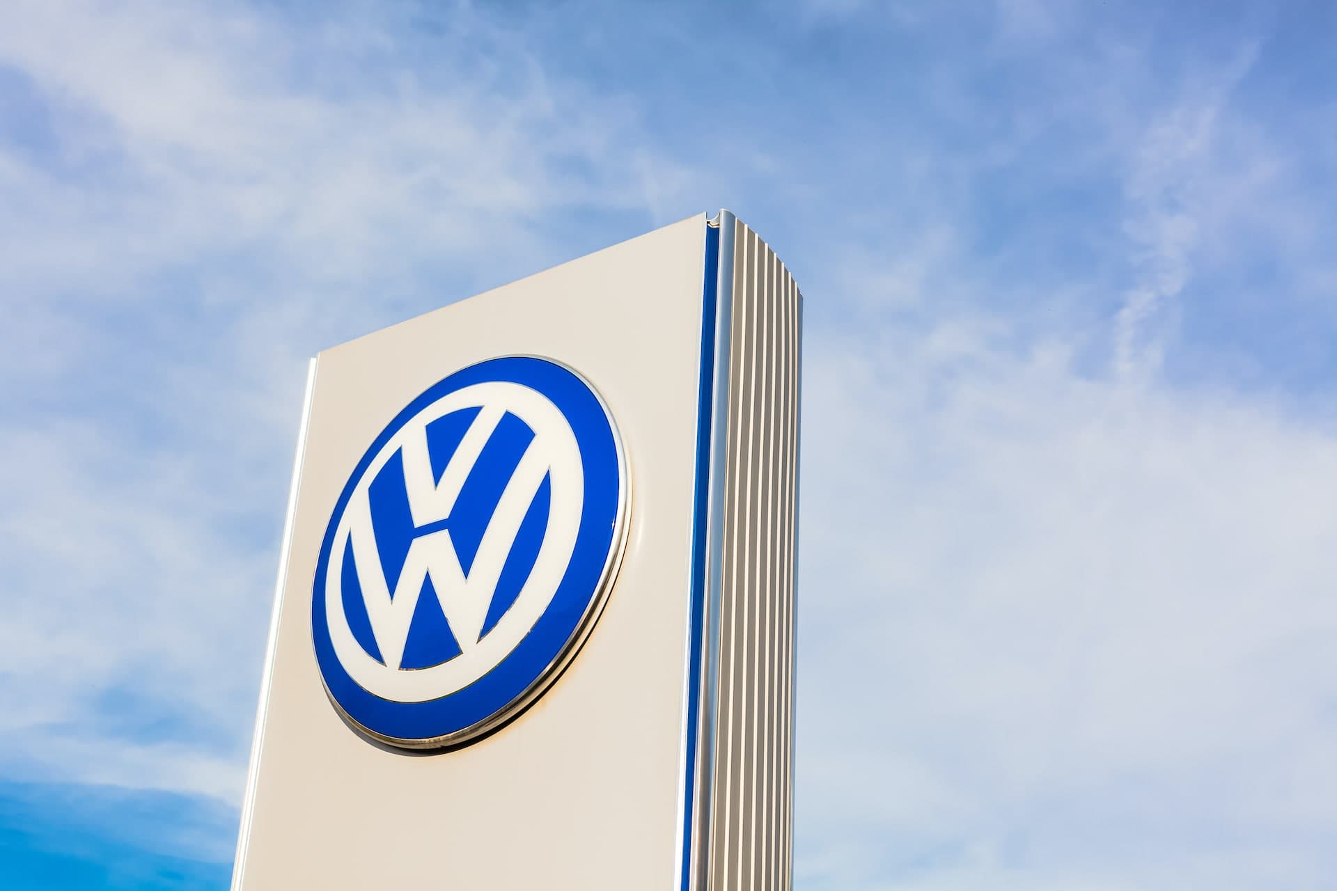 Cover Image for VW: Verkauf von E-Autos für Händler heute schon lukrativer