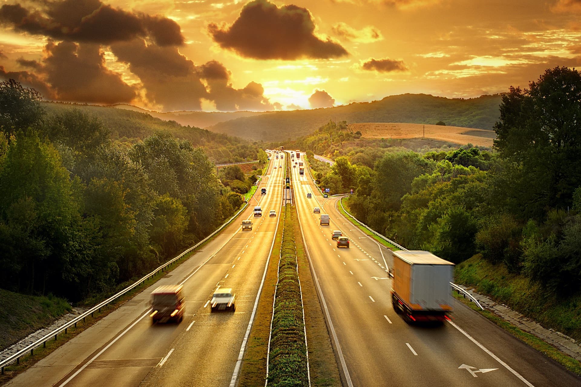 Cover Image for Diese günstigen 7 E-Autos schaffen mindestens 250 Kilometer reale Reichweite