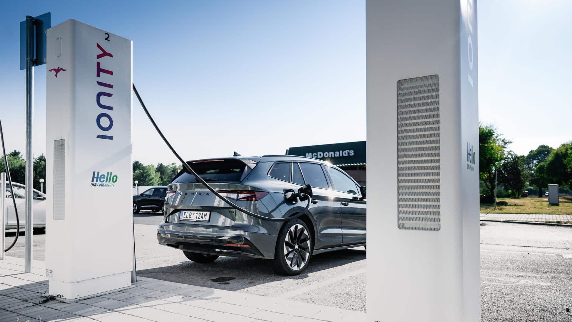 Cover Image for E-Auto in Urlaub: Wie wird im Ausland geladen?