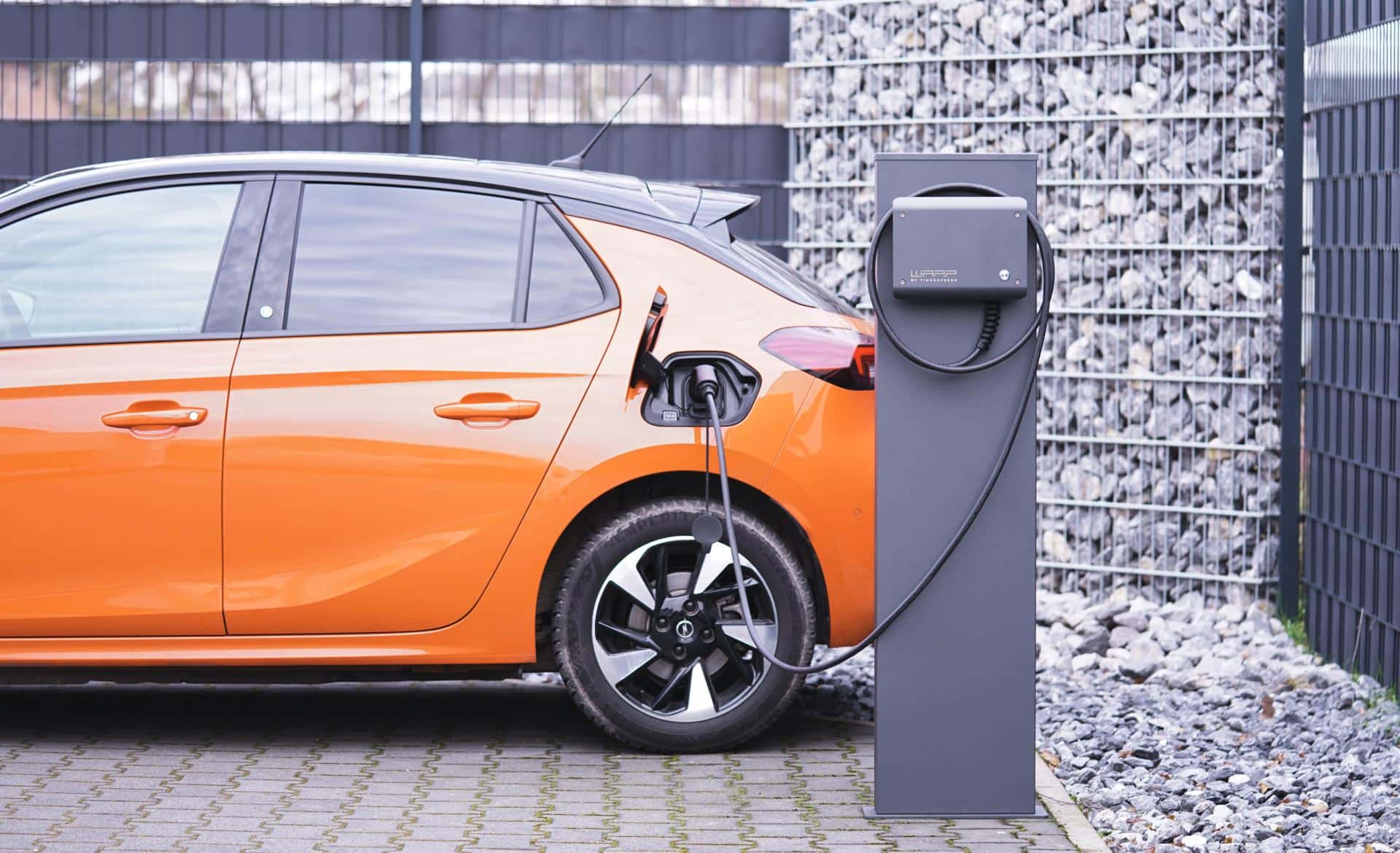Cover Image for WARP: Die Wallbox, die den Kunden im Fokus behält