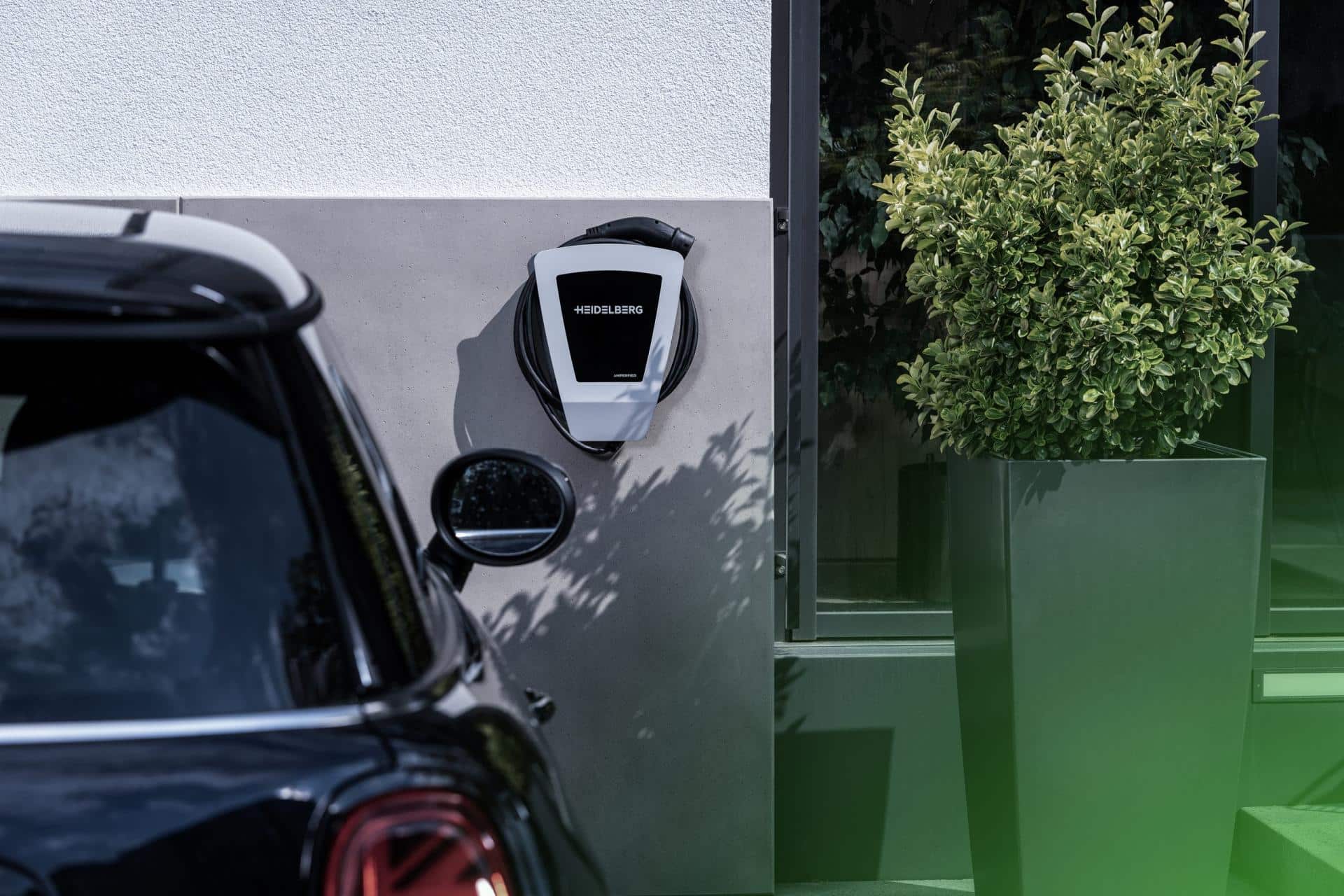 Cover Image for Wallbox-Geschäft: Heidelberg Amperfied plant Neuausrichtung