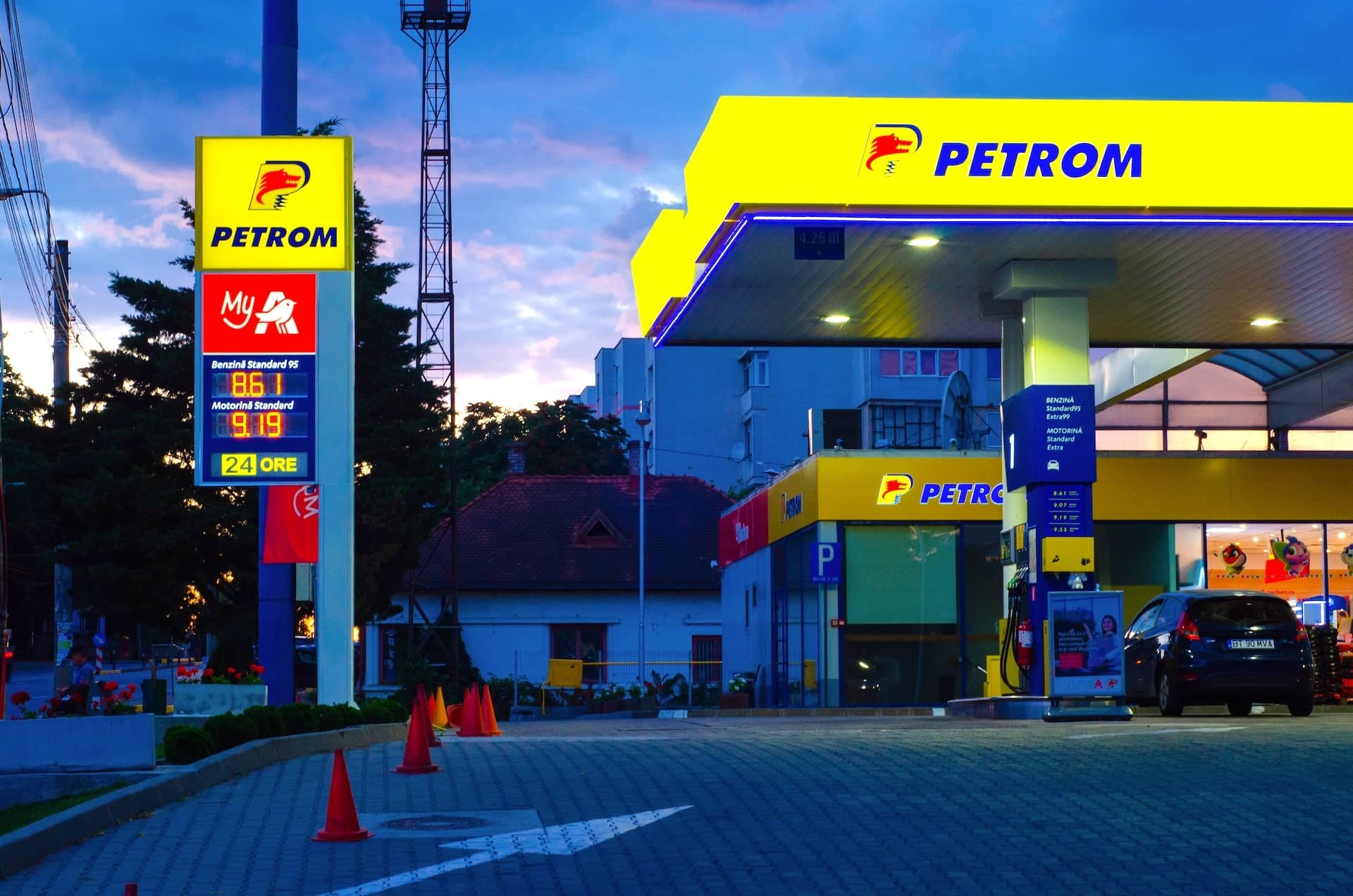 Cover Image for 400 Schnellladepunkte für Rumänien, Slowakei und Ungarn bis 2025