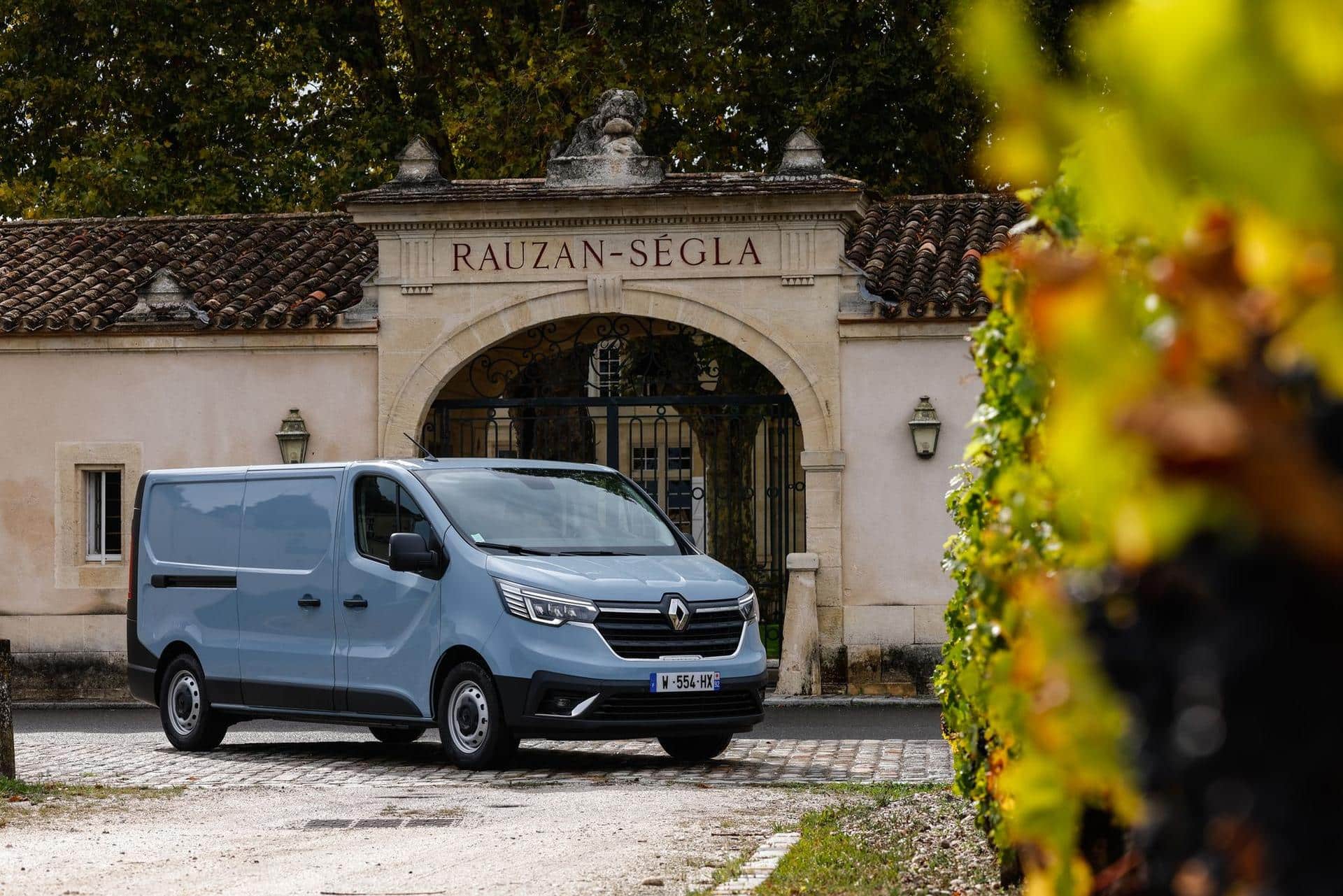 Cover Image for Renault Trafic E-Tech Electric: E-Transporter für Handwerker?