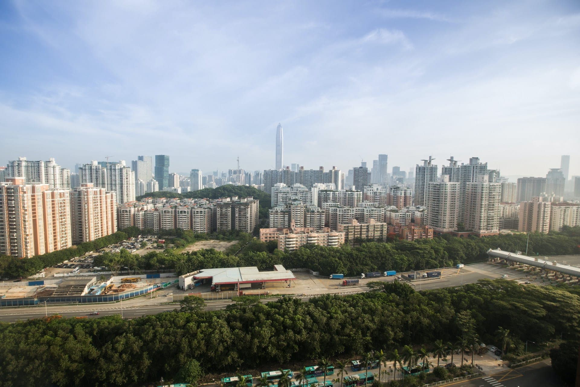 258 Schnellladepunkte: Shell eröffnet riesigen Ladepark