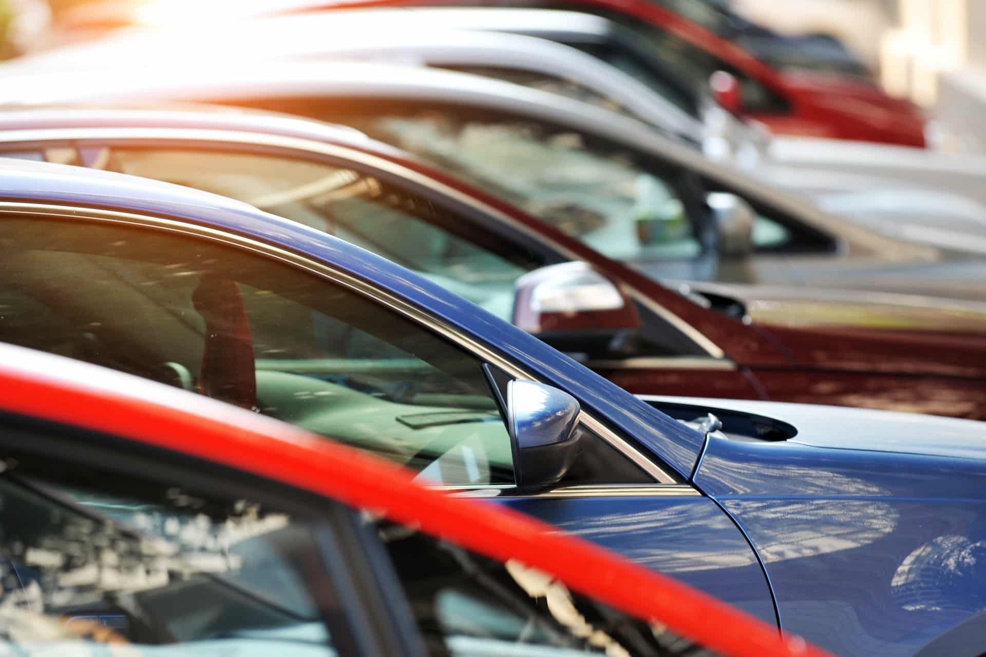 Cover Image for Deutsche E-Auto-Jahresbilanz 2023 und Ausblick auf 2024