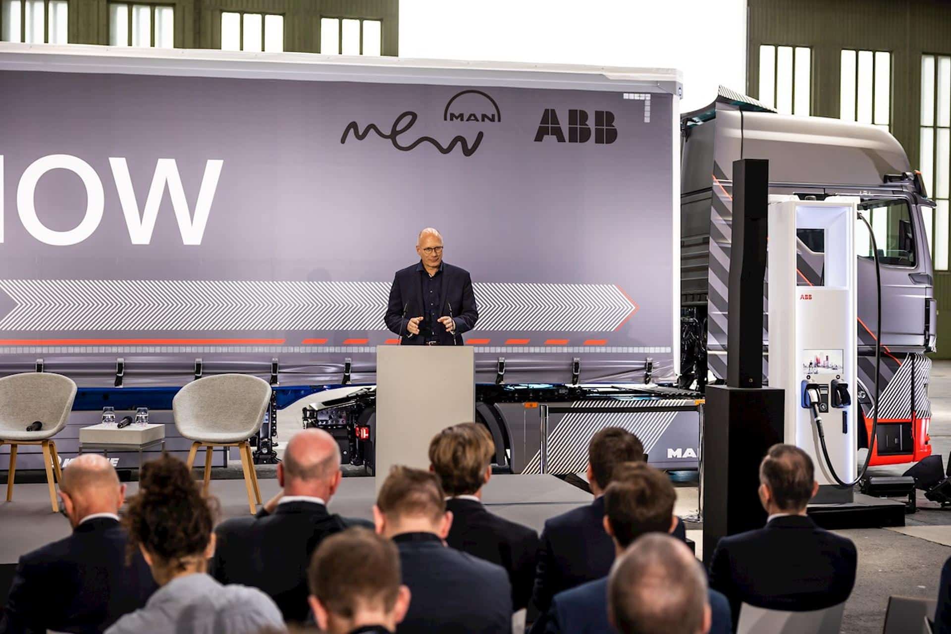 Cover Image for Frank Mühlon über die Zukunft von Elektroautos und Ladeinfrastruktur