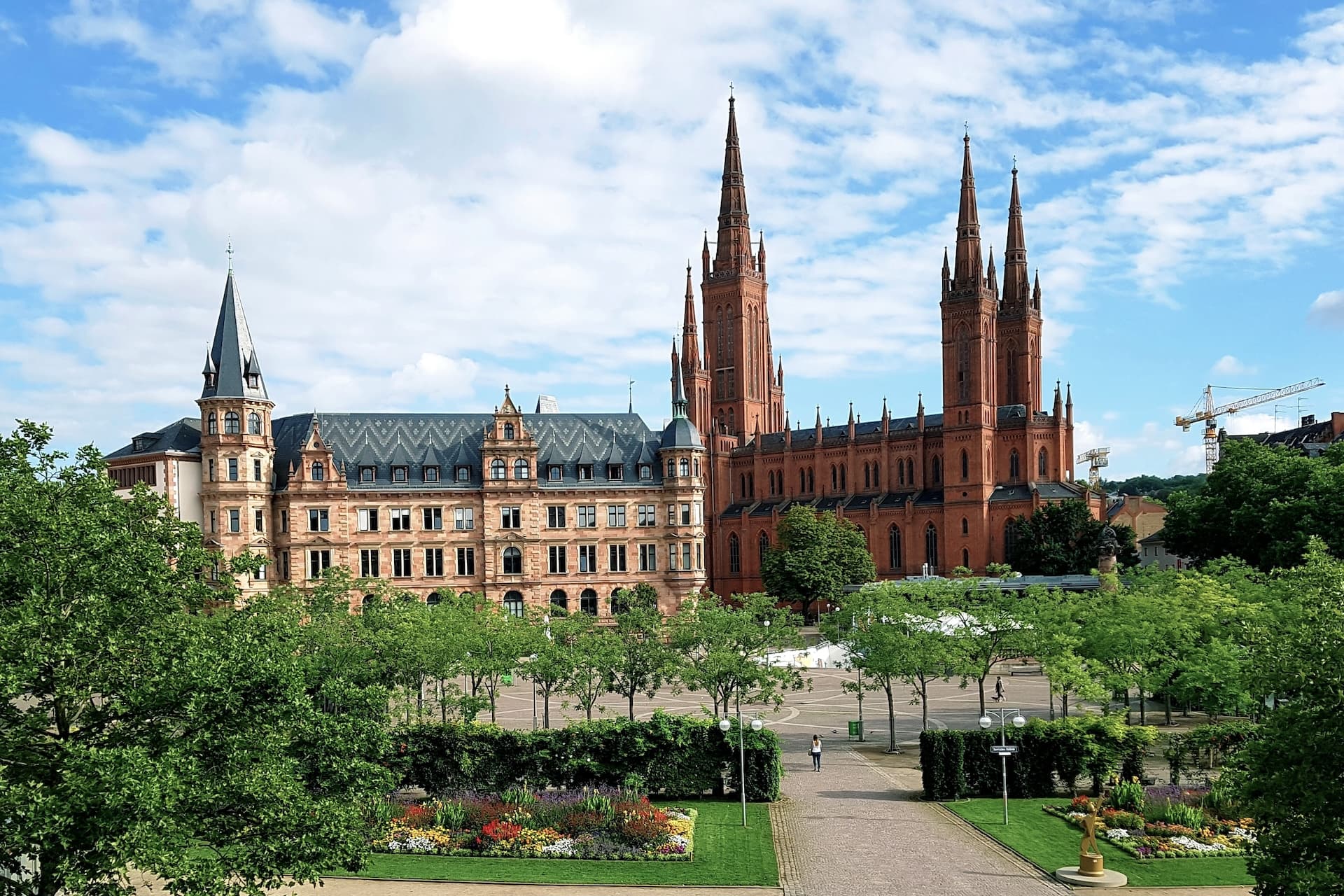 Cover Image for VDA-Schlusslicht Wiesbaden will 800 ESWE-Ladepunkte