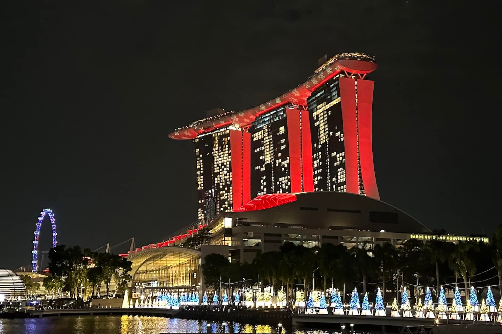 Cover Image for Automarkt Singapur: Eine andere Welt