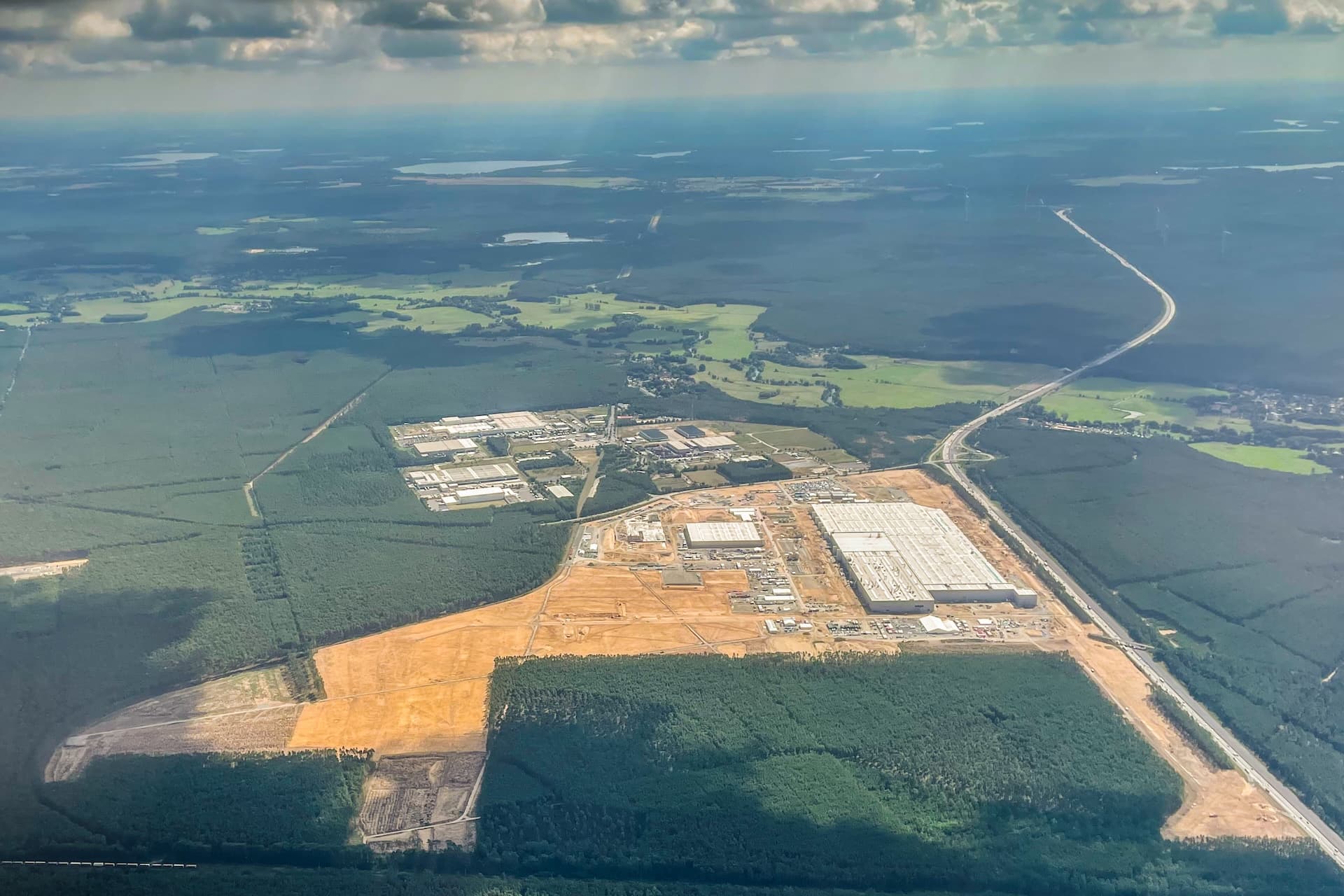 Tesla Grünheide: Ausbaupläne treffen auf gemischte Gefühle