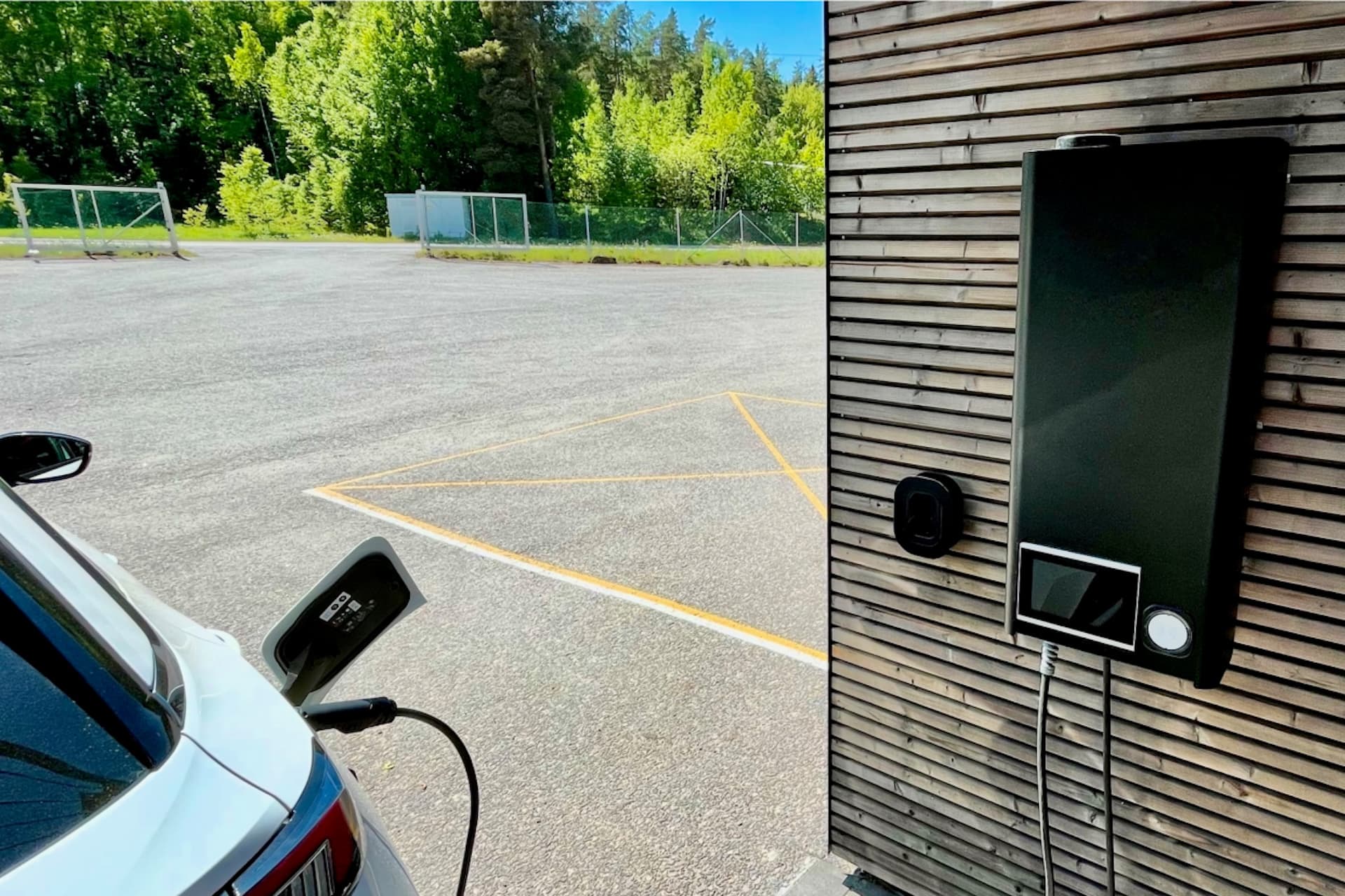 Cover Image for Deutsche Unternehmen pushen V2G auf CES in Las Vegas