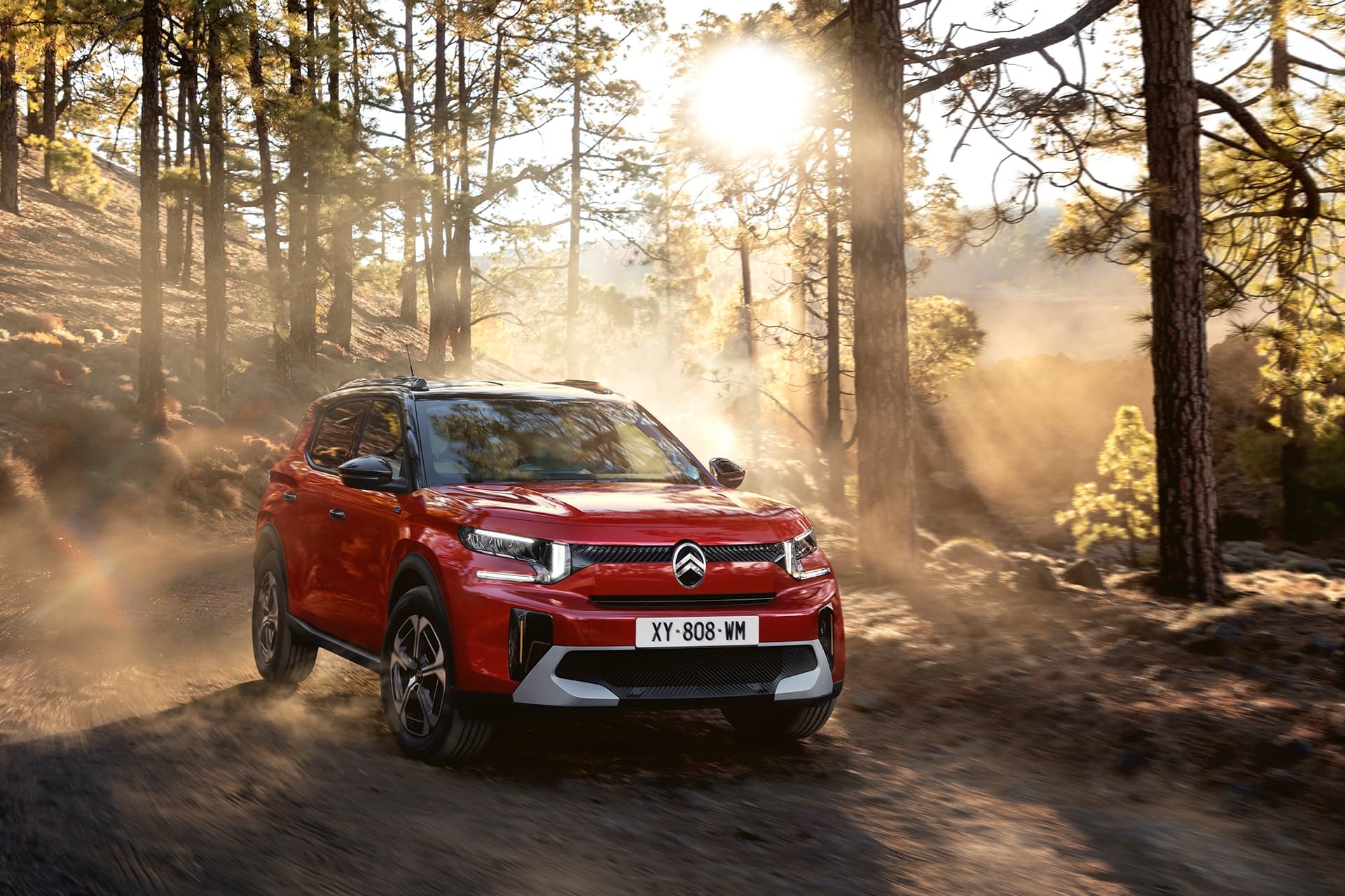 Cover Image for Citroën preist Kompakt-SUV ë-C3 Aircross bei 26.490 Euro ein