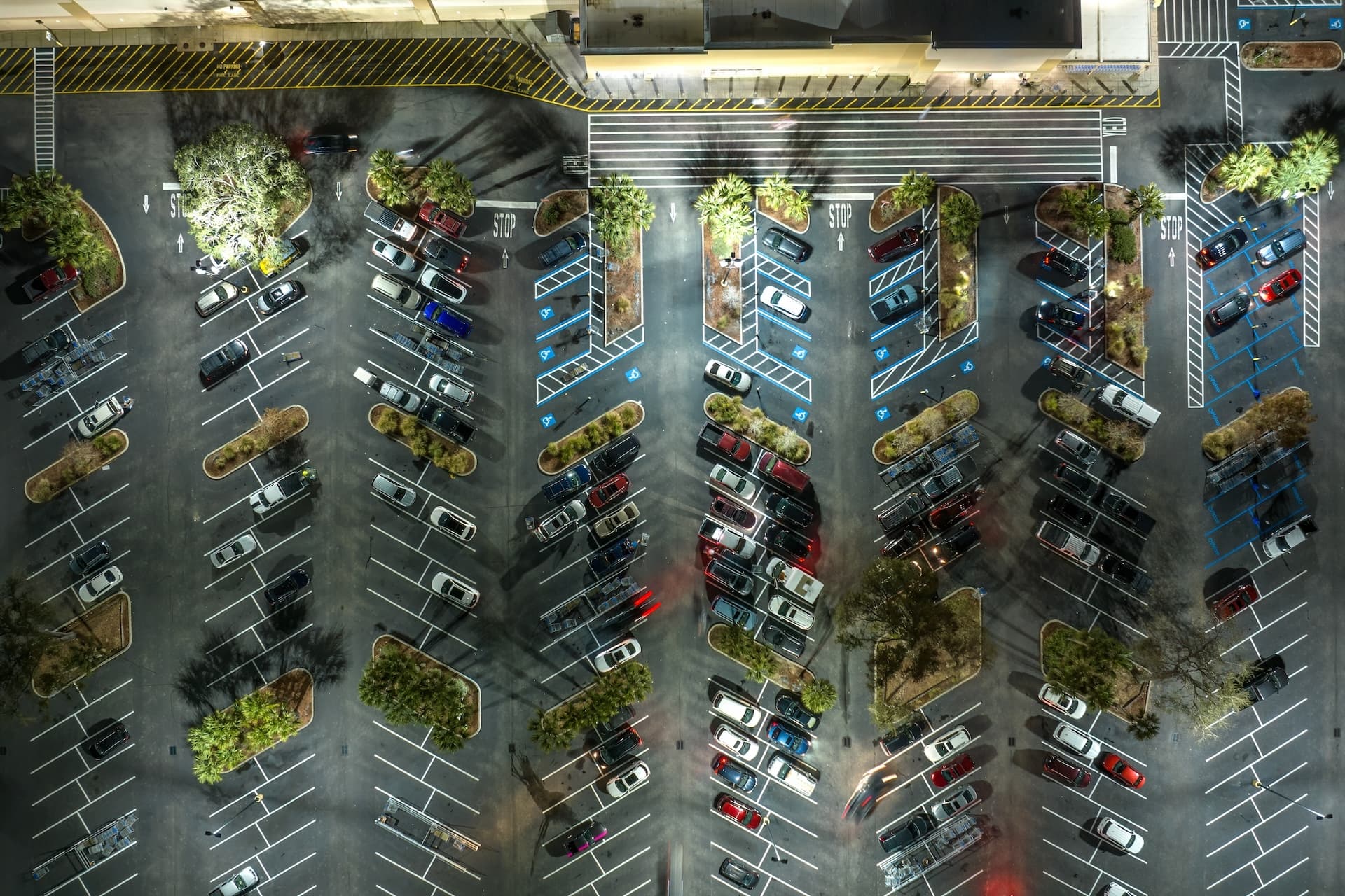 Cover Image for EU-Vorgaben: So steht es um die CO2-Werte der Autohersteller