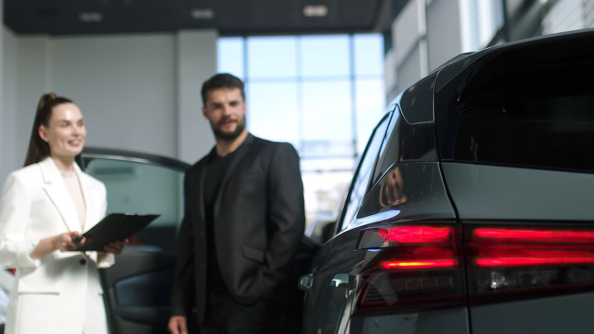 Cover Image for Absatz von E-Autos in Deutschland im Juli erneut im Minus