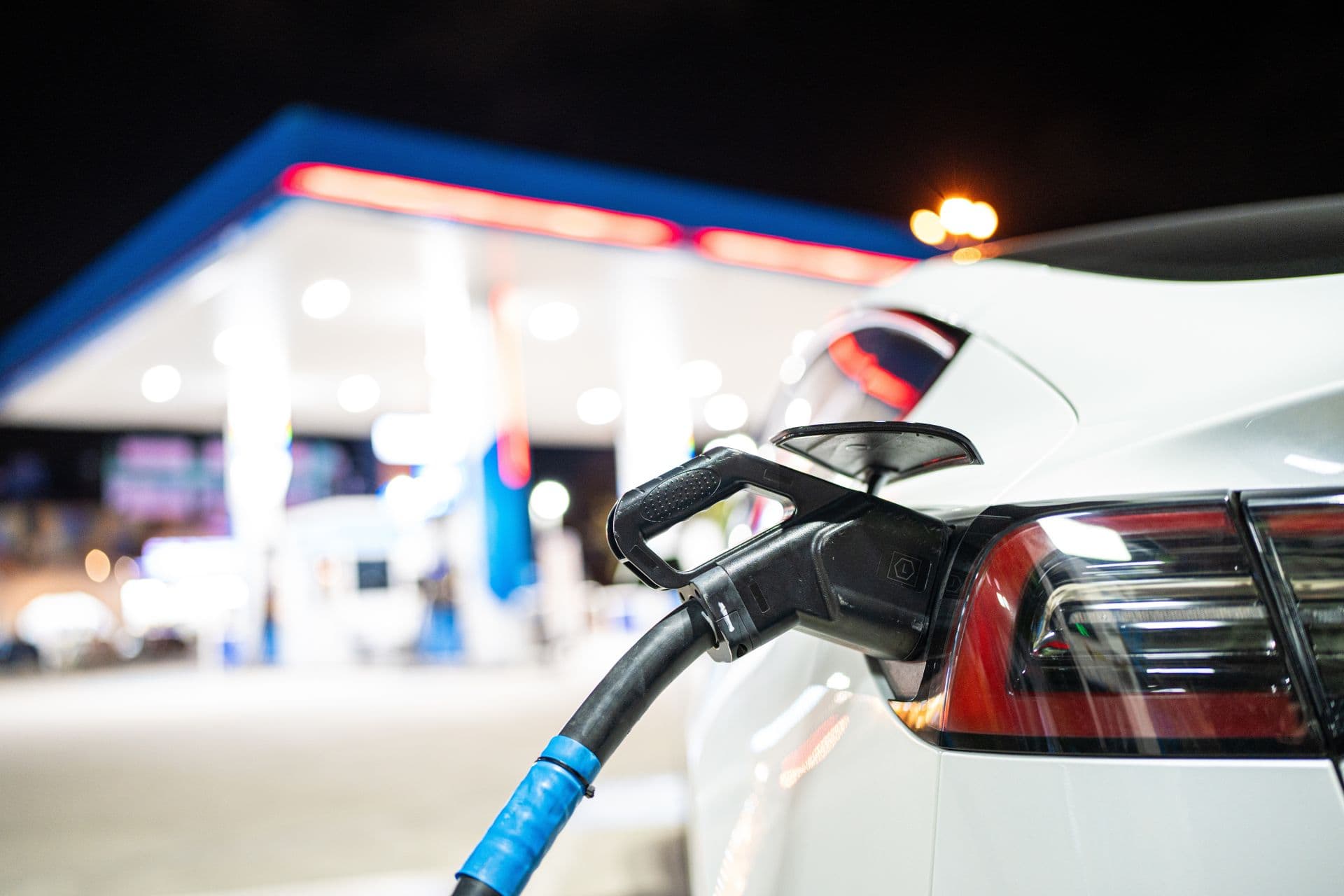 Cover Image for Strompreis an Ladesäulen bald deutlich sichtbar