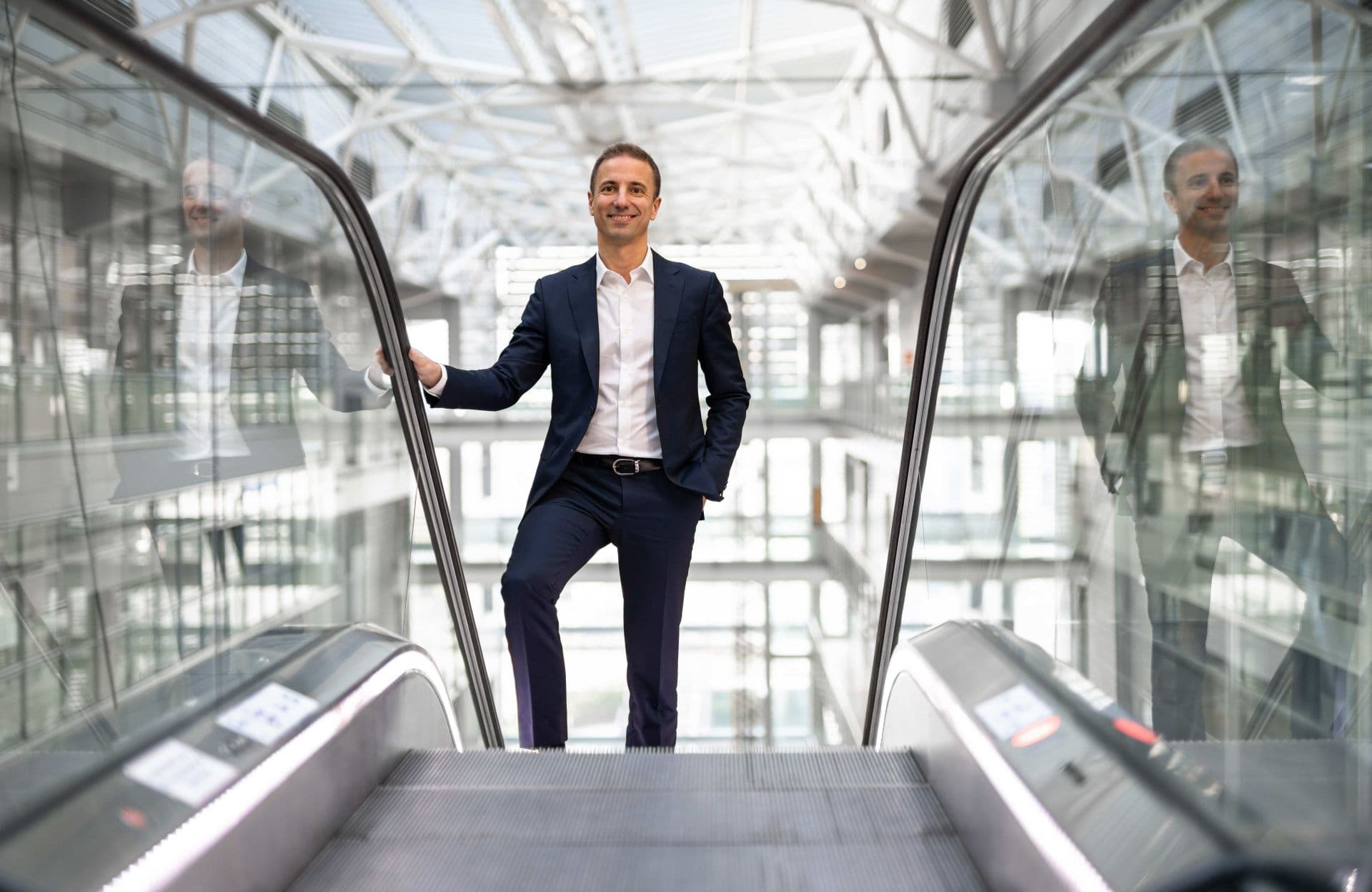 Cover Image for Opel-CEO: „Unsere Zukunft ist: klar elektrisch bis 2028“