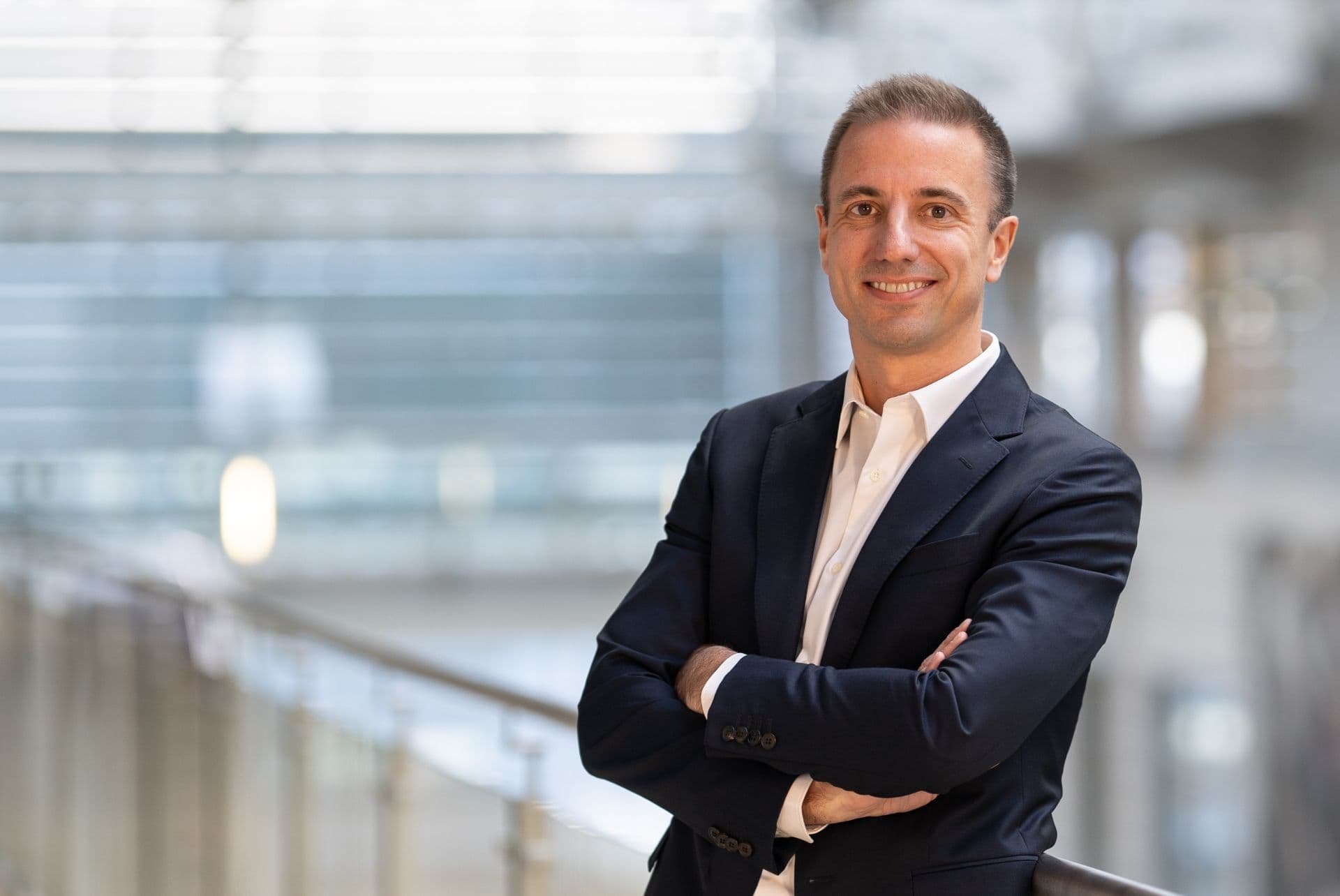 Cover Image for Opel-Chef: „E-Mobilität verlangt mehr Einsatz“