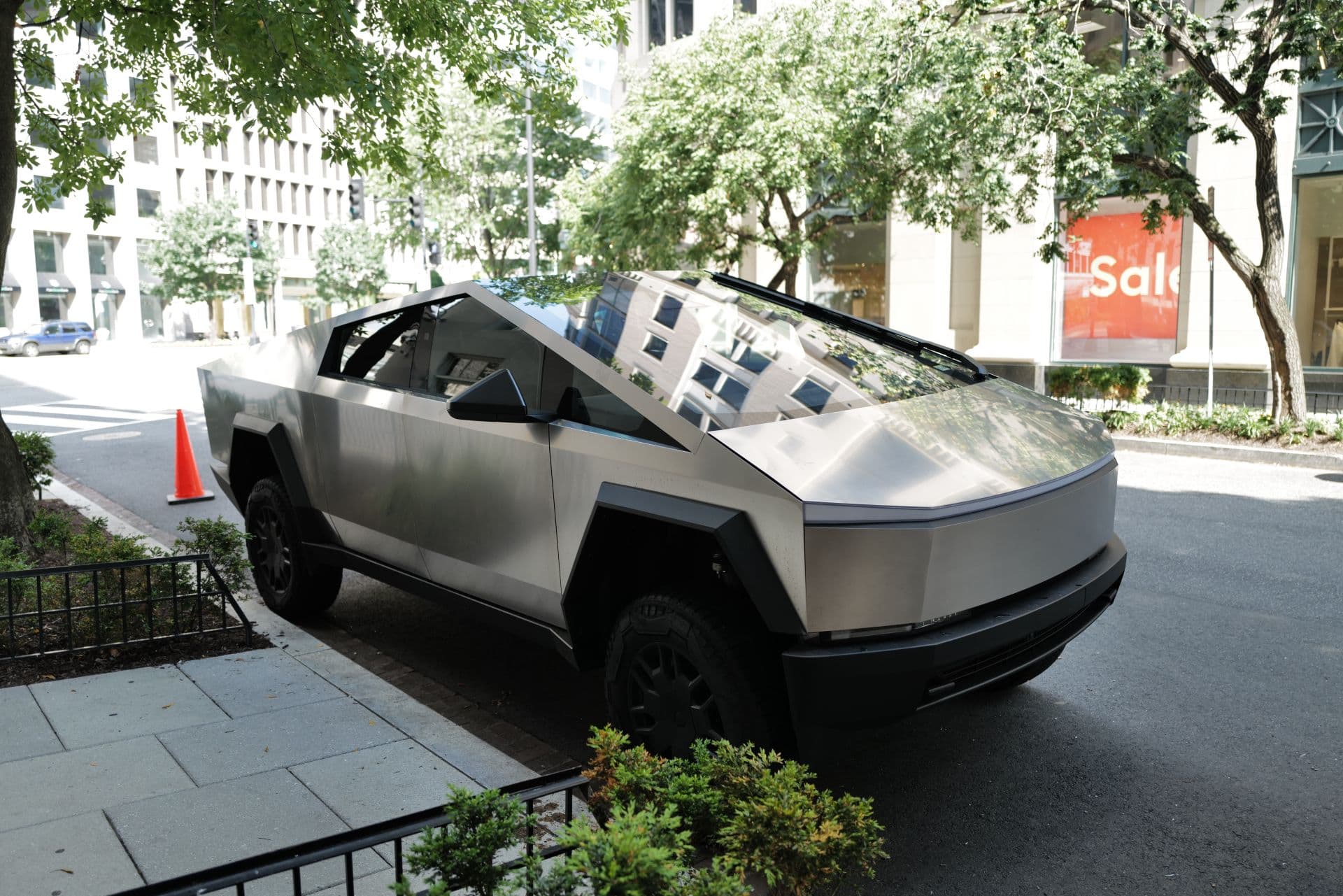 Cover Image for Tesla dementiert Start des Cybertruck in China