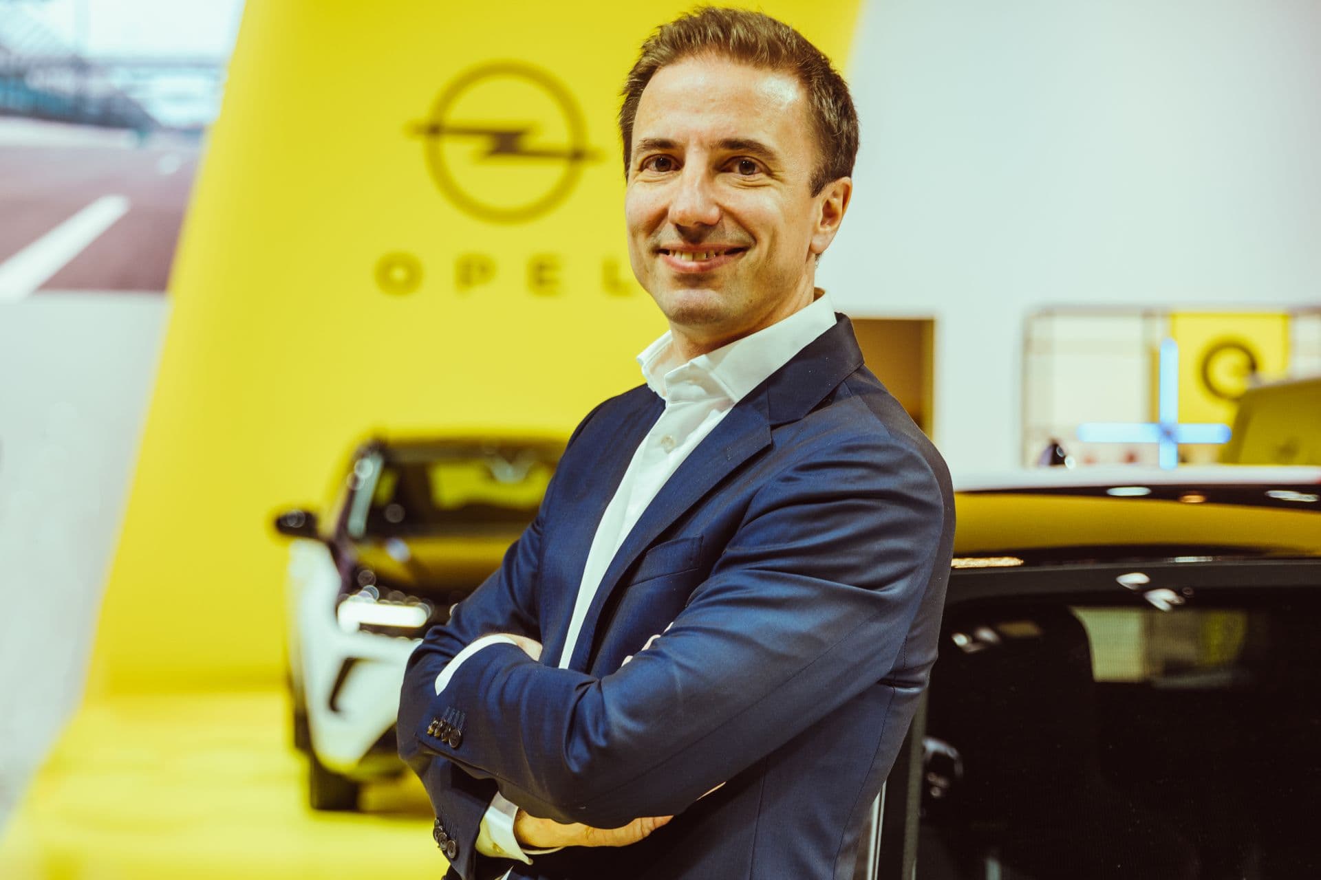 Cover Image for Opel-CEO Huettl: Elektromobilität zahlt sich aus