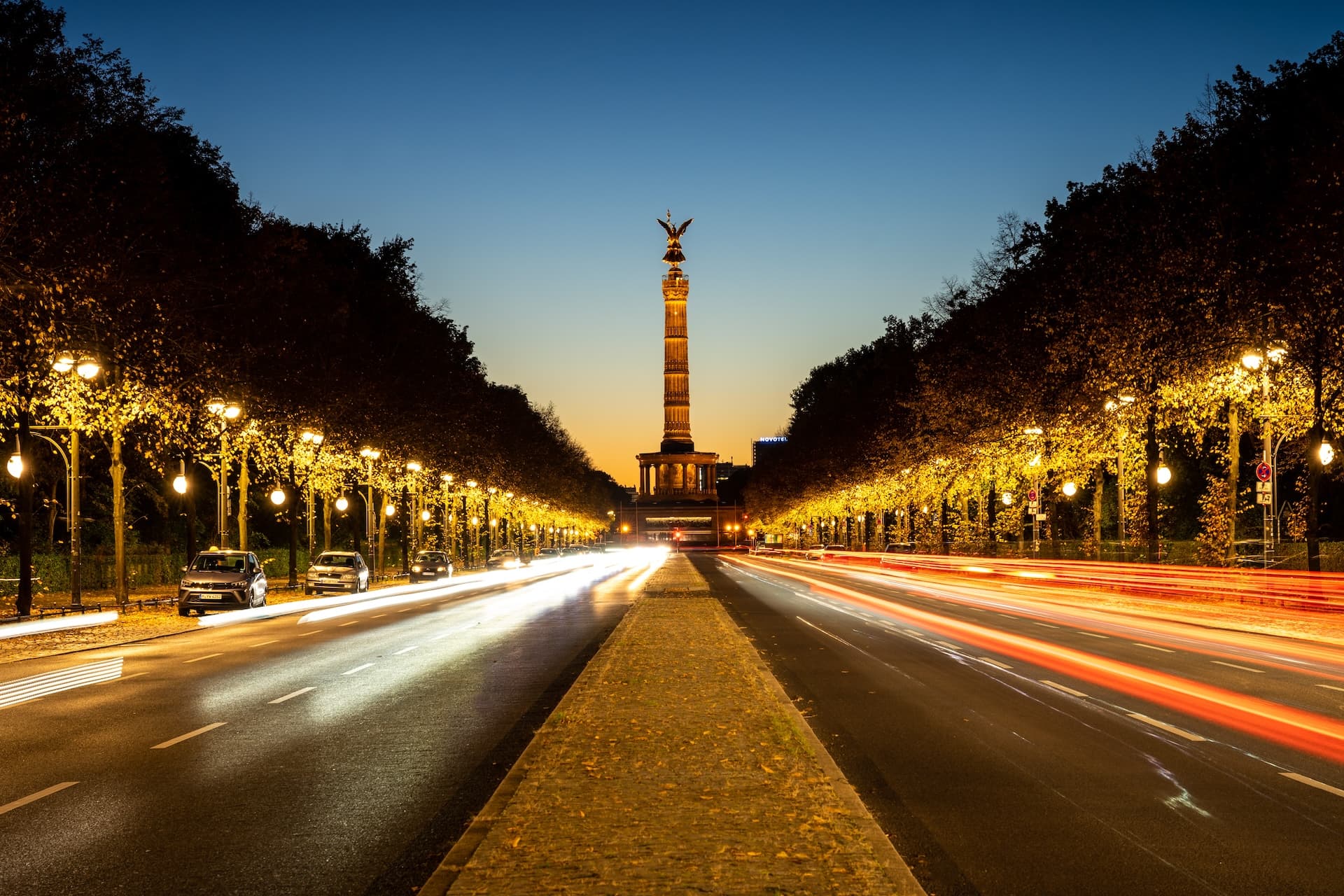 Cover Image for Deutschland auf Geisterfahrt: „Das Rütteln am Verbrenner-Aus ist kontraproduktiv“