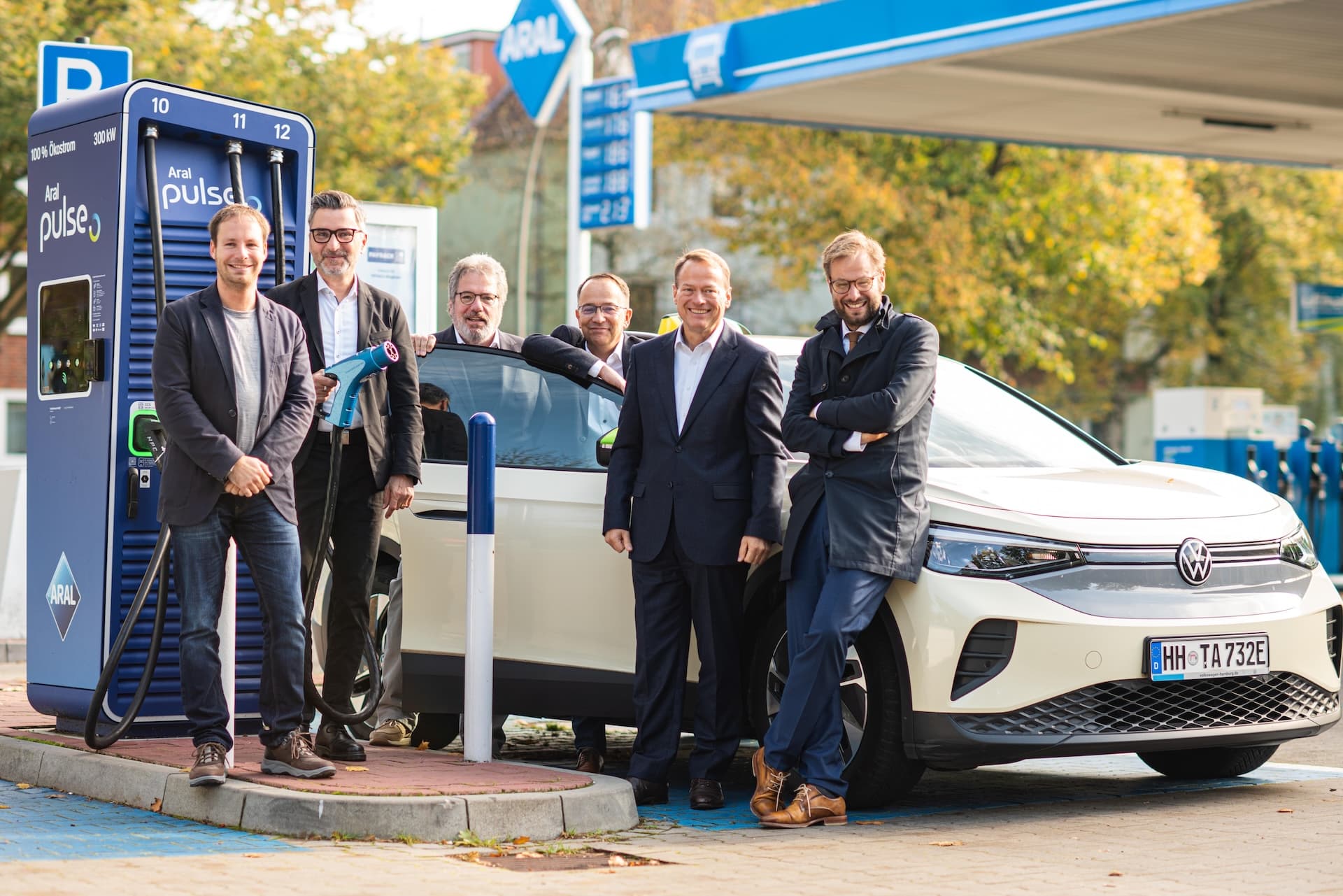 Cover Image for Hamburgs Taxifahrer gehen Partnerschaft mit Aral pulse ein