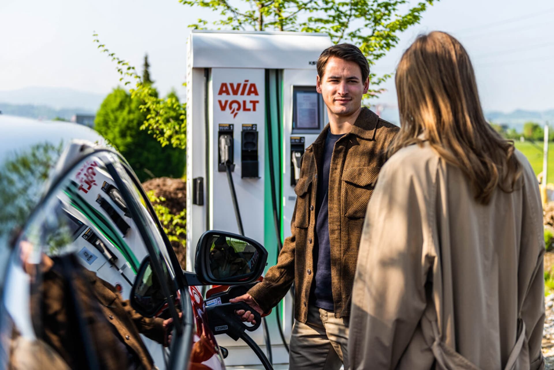 Cover Image for Avia Volt baut in der Schweiz flächendeckend E-Auto-Ladeinfrastruktur auf