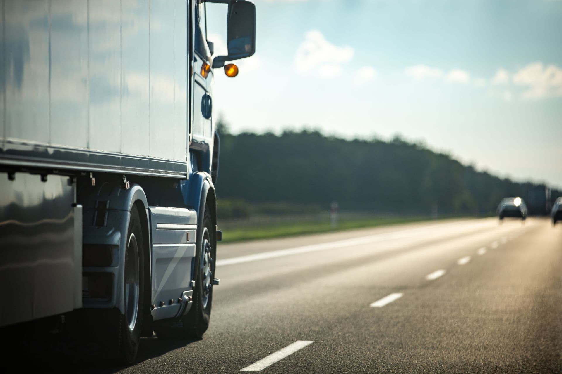 Janus rüstet alte Diesel-Sattelschlepper auf Elektro um