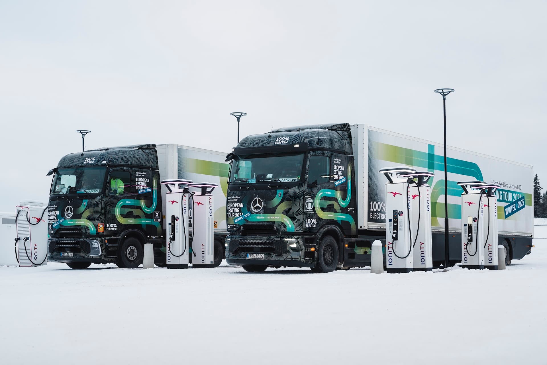 Cover Image for Daimler Truck: Politik muss Ausbau von Ladeinfrastruktur für Elektro-Lkw forcieren