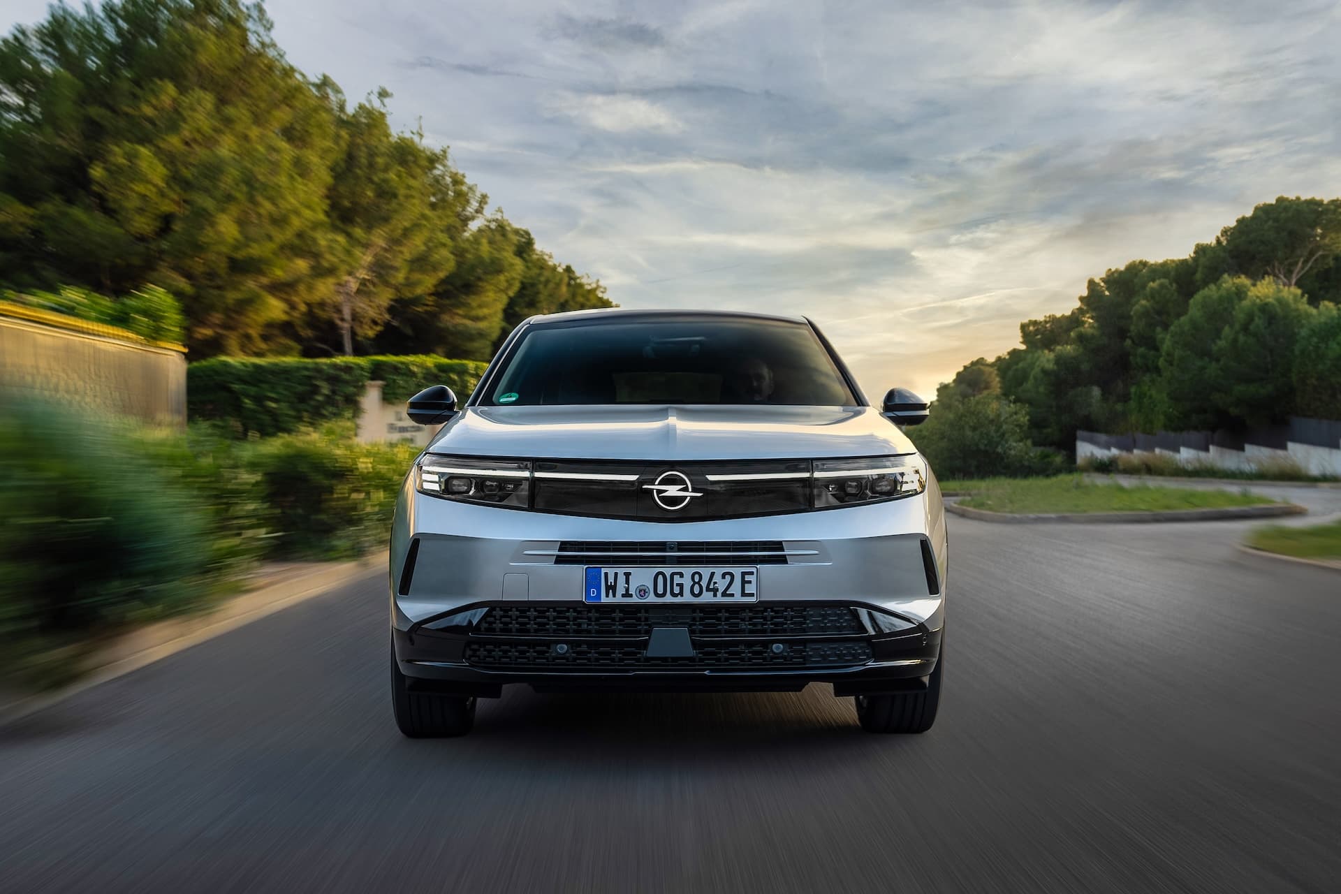 Cover Image for Opel Grandland Plug-in-Hybrid überrascht bei Effizienztest