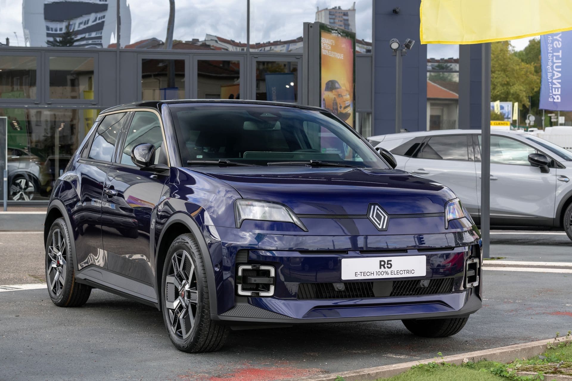 Cover Image for Renault plant weitere Generation des R5