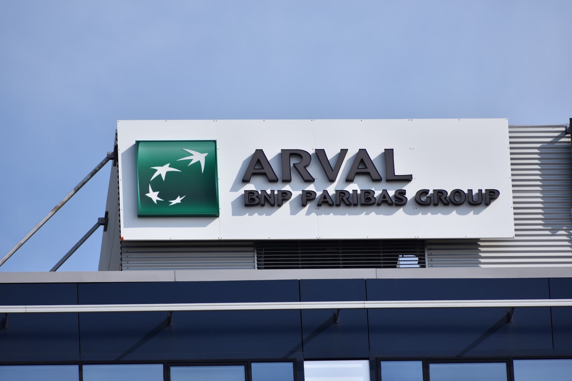 Cover Image for E-Auto-Flotte bei Arval wächst um 52 Prozent