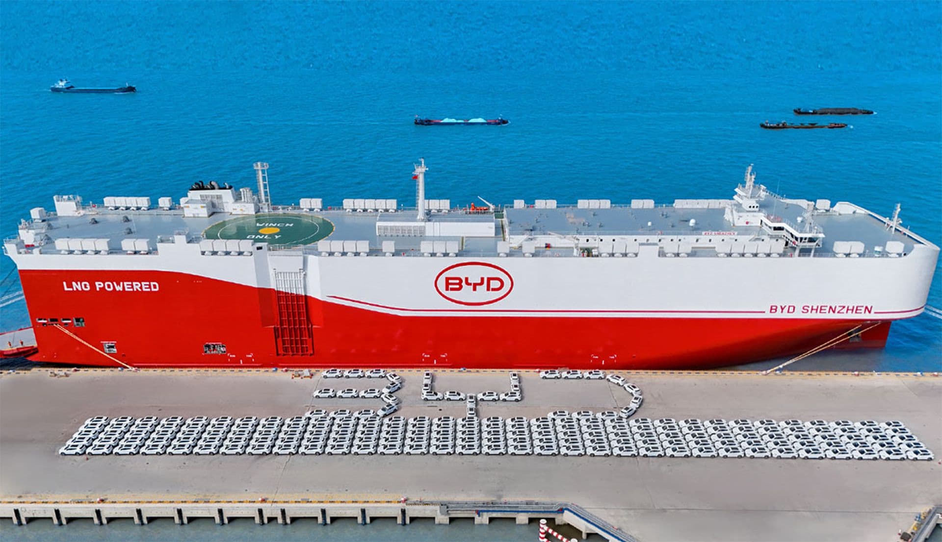 Cover Image for BYD schickt sein bislang größtes Transportschiff mit E-Autos auf die Reise