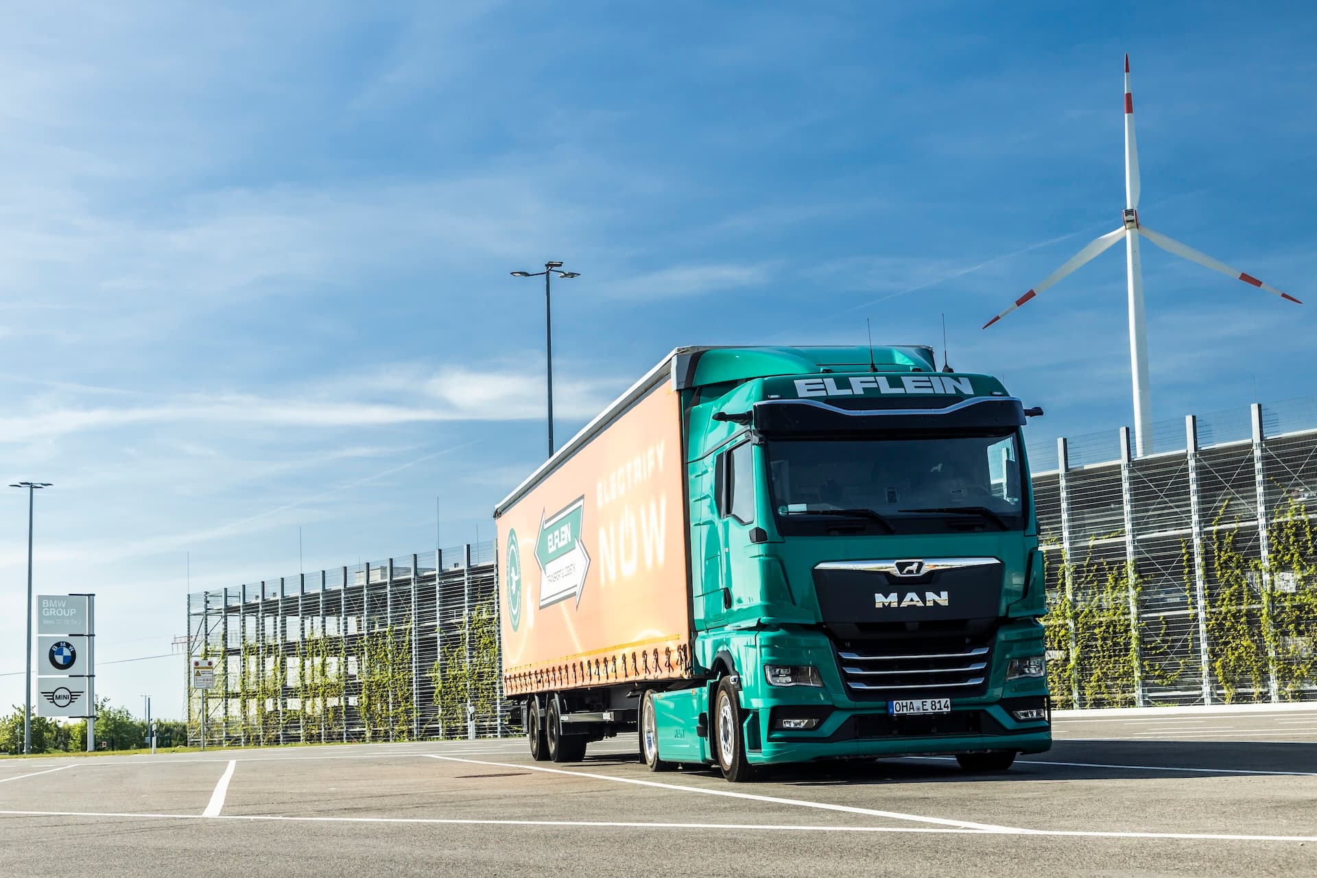 Cover Image for Elektro-Lkw überzeugt im Zwischenwerksverkehr von BMW