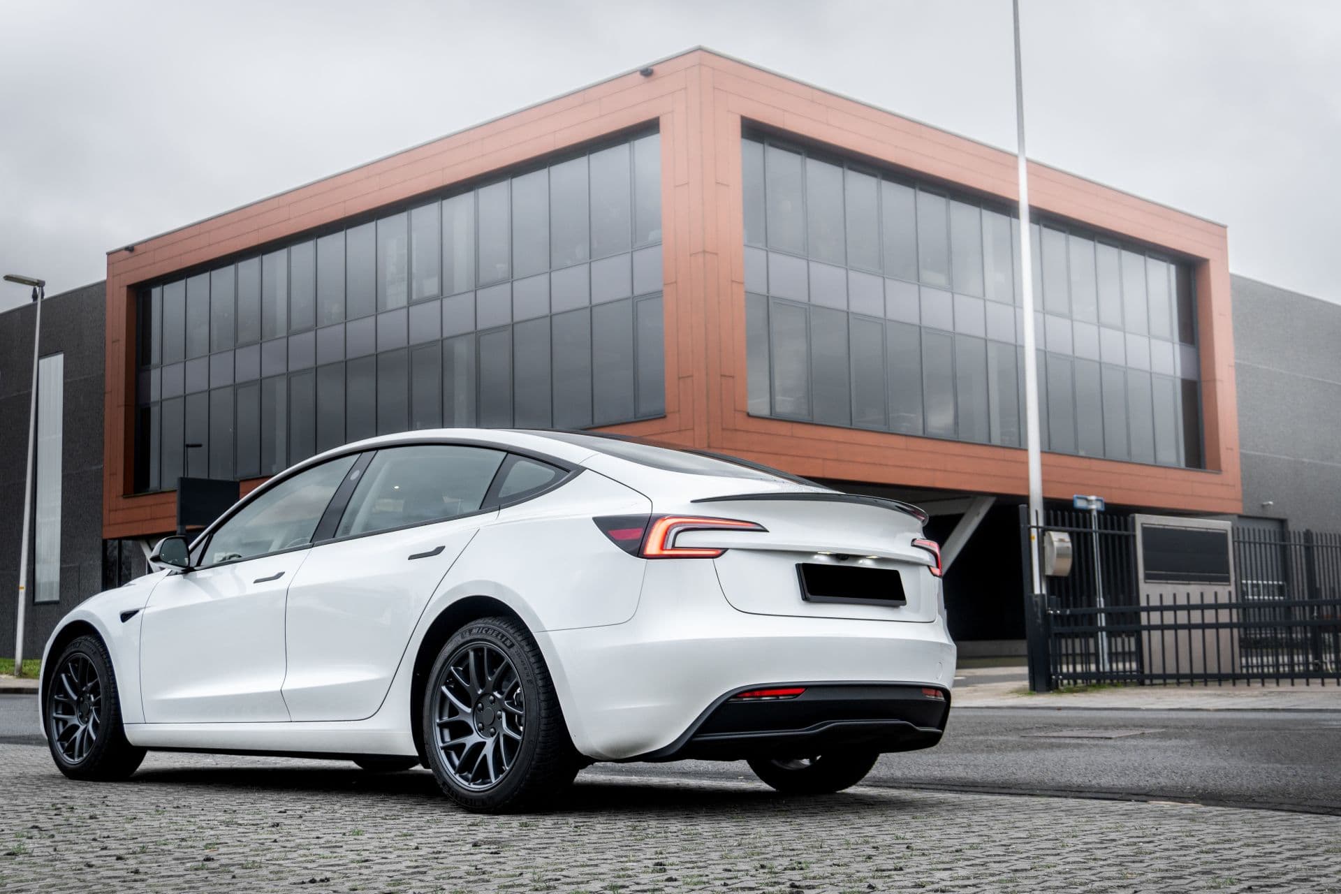 Tesla reduziert China-Abhängigkeit bei LFP-Batterien