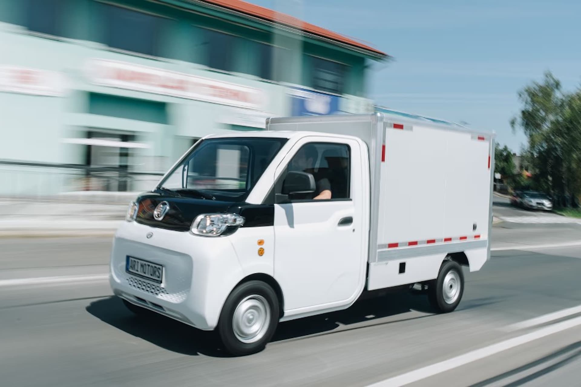 Cover Image for Ari Motors bringt sehr geräumigen E-Leichttransporter auf den Markt