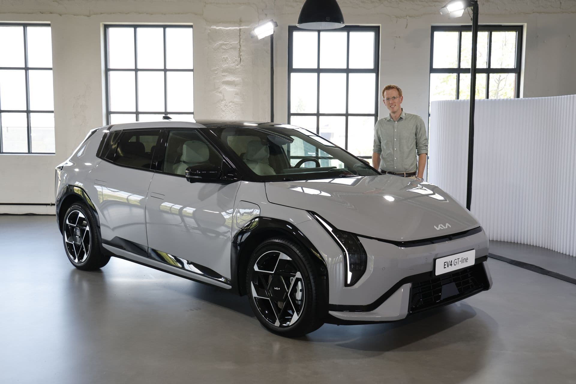 Cover Image for Kia EV4: E-Kompakter mit Wiedererkennungswert im Blick