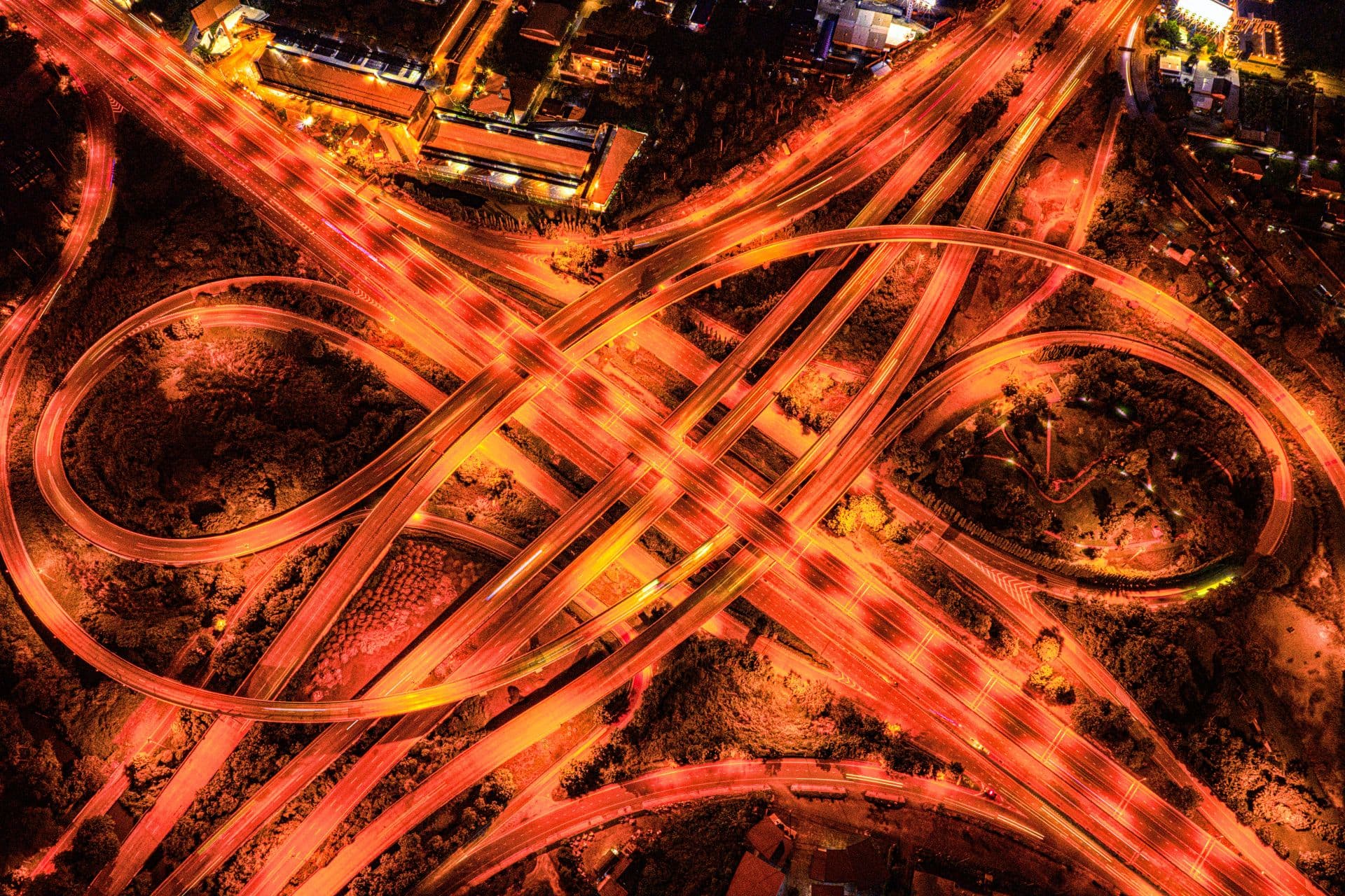 Cover Image for Verbrenner-Aus 2035: Experte sieht hohe Chance auf Lockerung