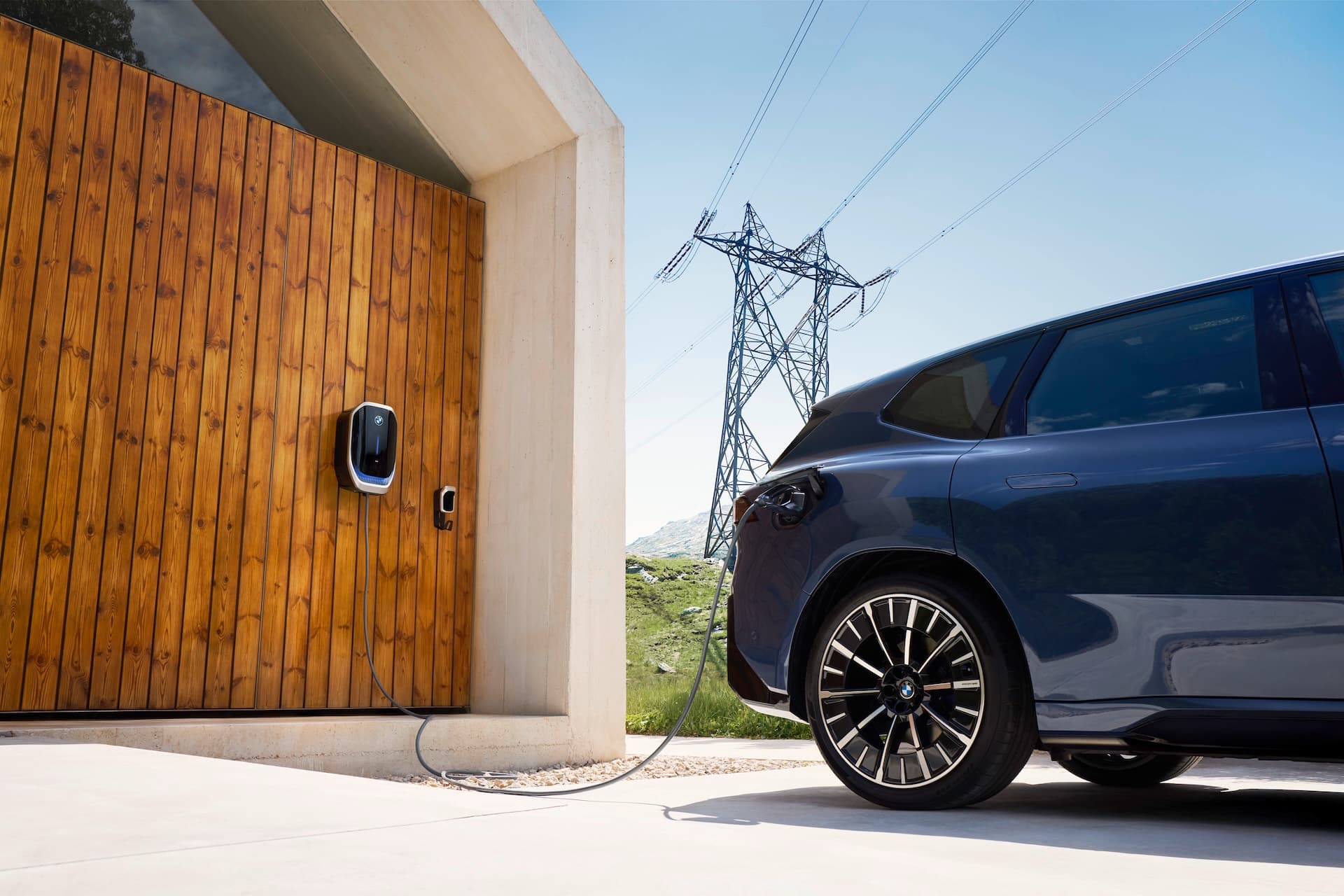Cover Image for CO₂-Flottenziele: Autobauer verkaufen zu wenige E-Autos