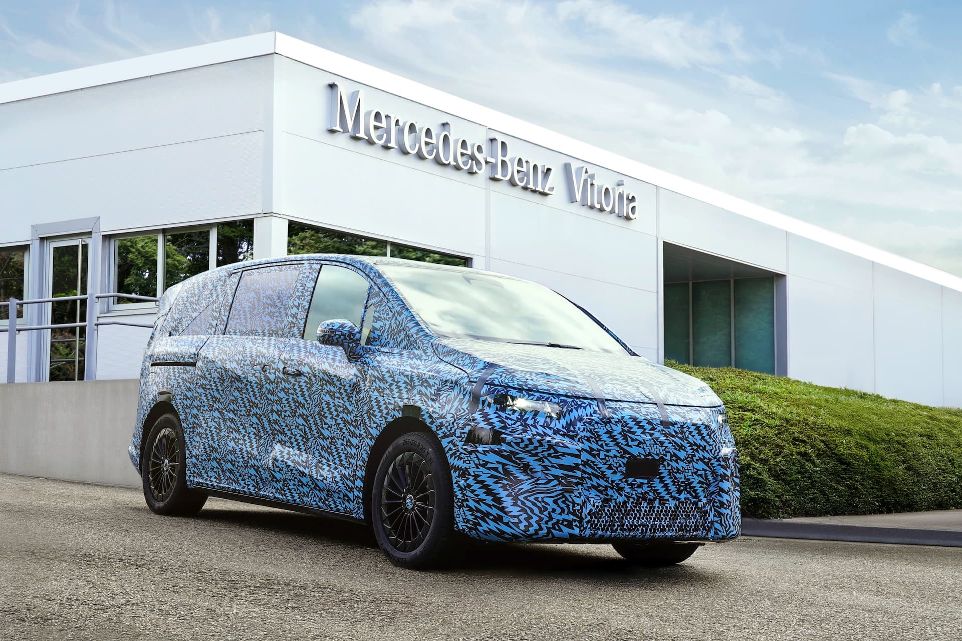 Cover Image for Mercedes VLE: Vorserienproduktion beginnt in Spanien