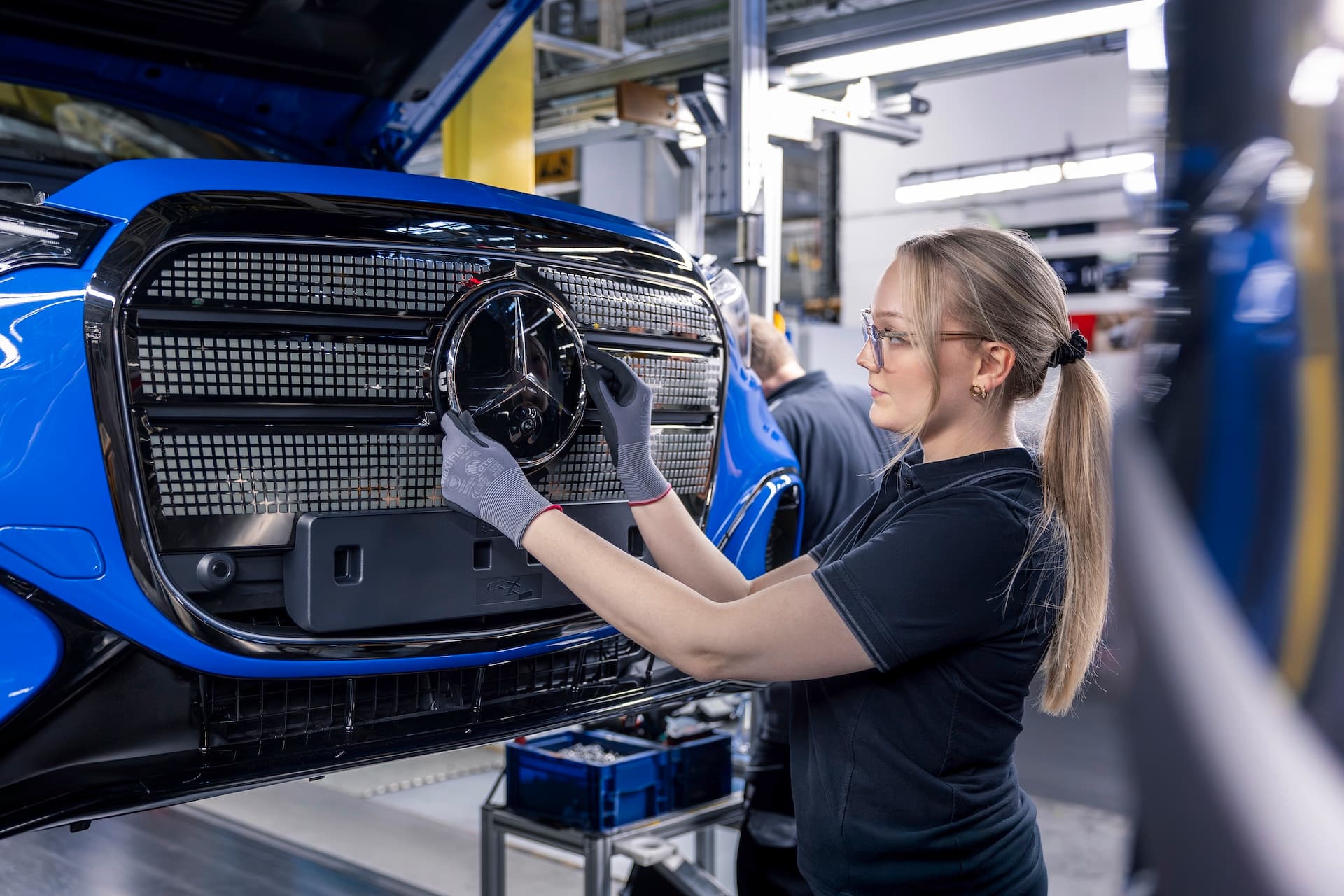 Cover Image for Wie Mercedes-Benz seine Produktion optimieren will