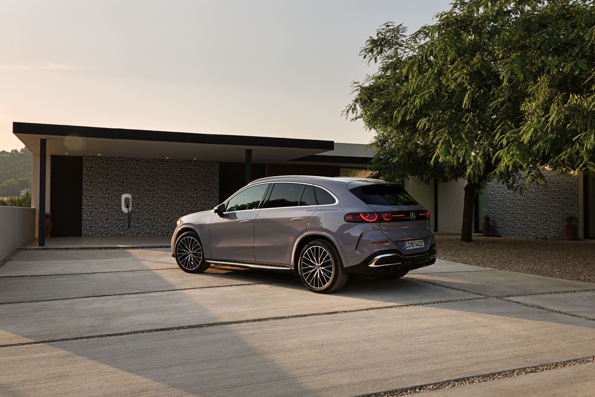 Cover Image for Mercedes selbstsicher: Bidirektionales Laden startet 2026