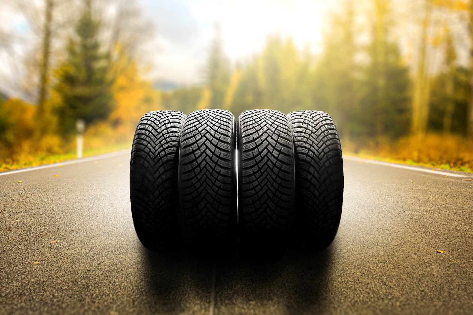 Cover Image for Hightech in schwarz: der richtige Reifen für das Elektroauto