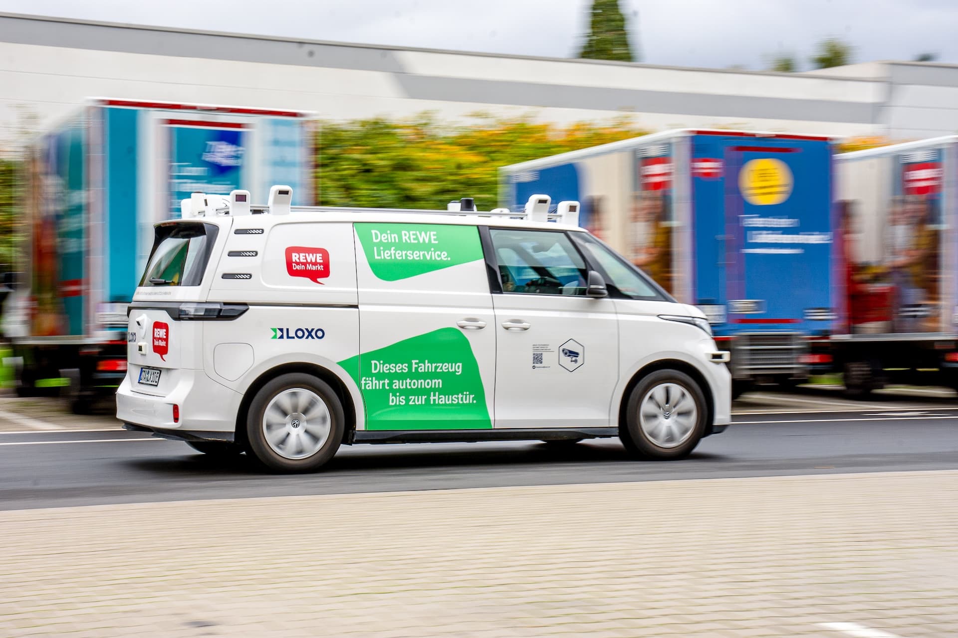 Cover Image for Rewe und Loxo testen autonomes Lieferfahrzeug in Bochum