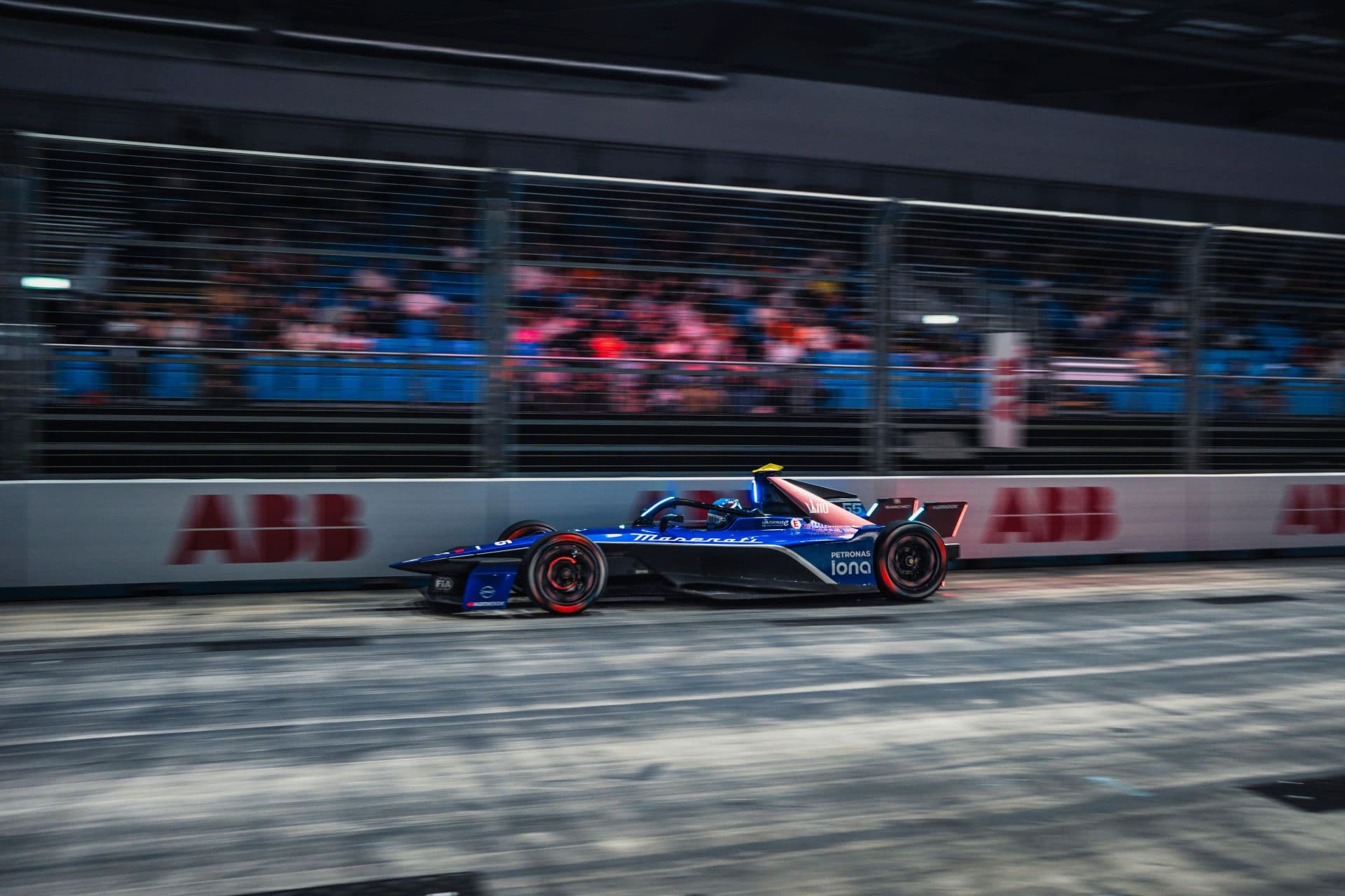 Cover Image for Wie die Formel E weibliches Talent fördert