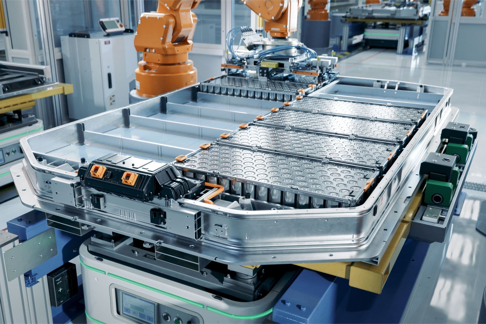 Cover Image for RWTH Aachen: Wie recycelte Akkus die CO2-Bilanz verbessern sollen