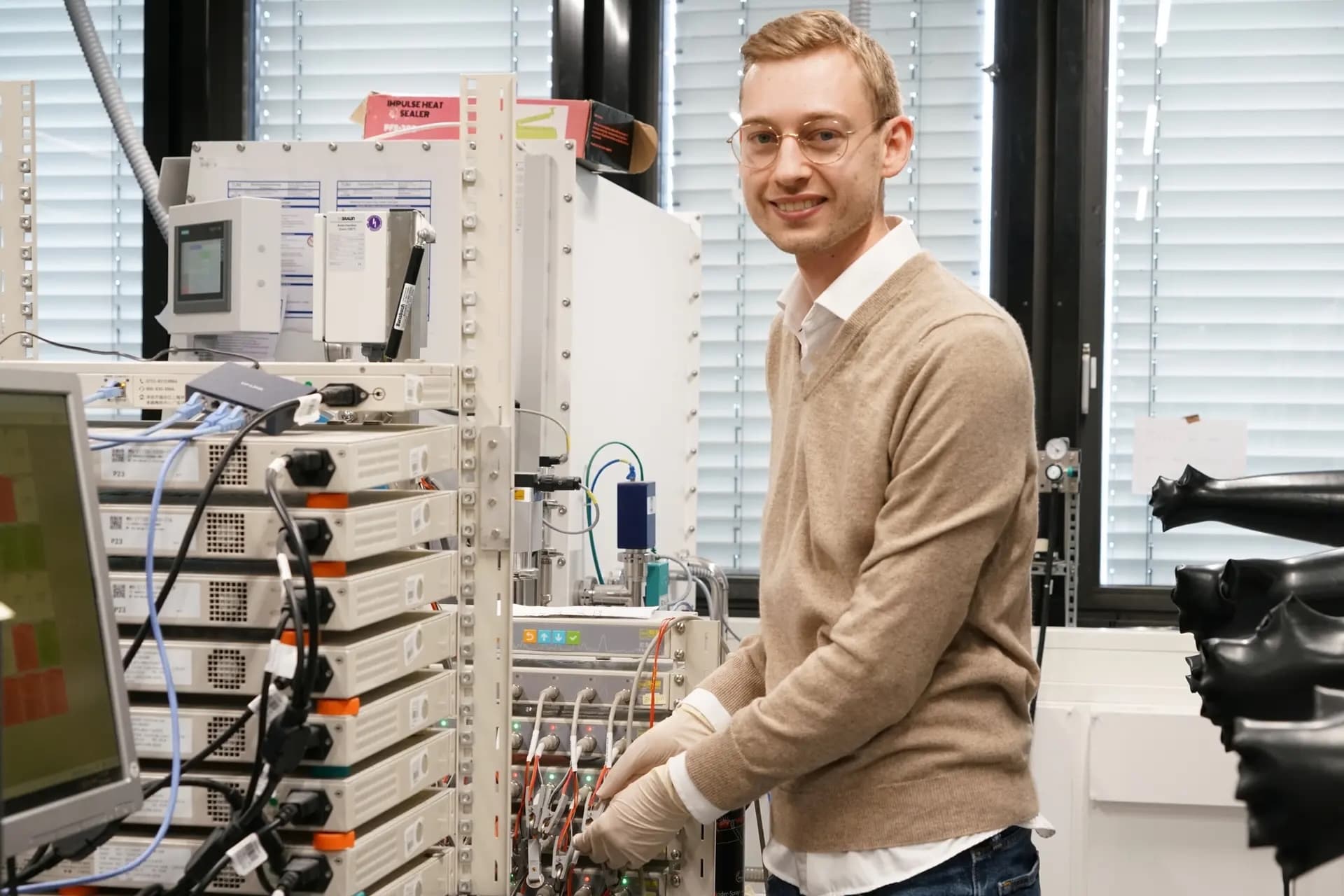 Cover Image for TUM gelingen wichtige Erkenntnisse zu Dendriten in Feststoffakkus