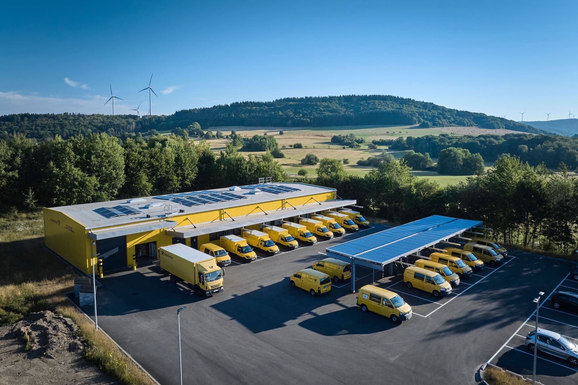 Cover Image for DHL setzt auf selbst entwickeltes Lade- und Lastmanagement-System