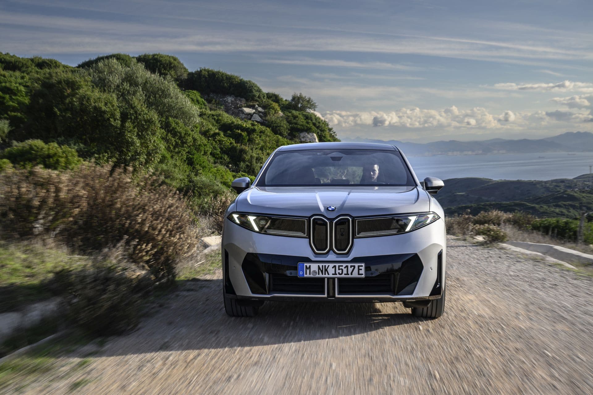 BMW schwächelt beim Absatz, E-Auto-Bestellungen legen zu